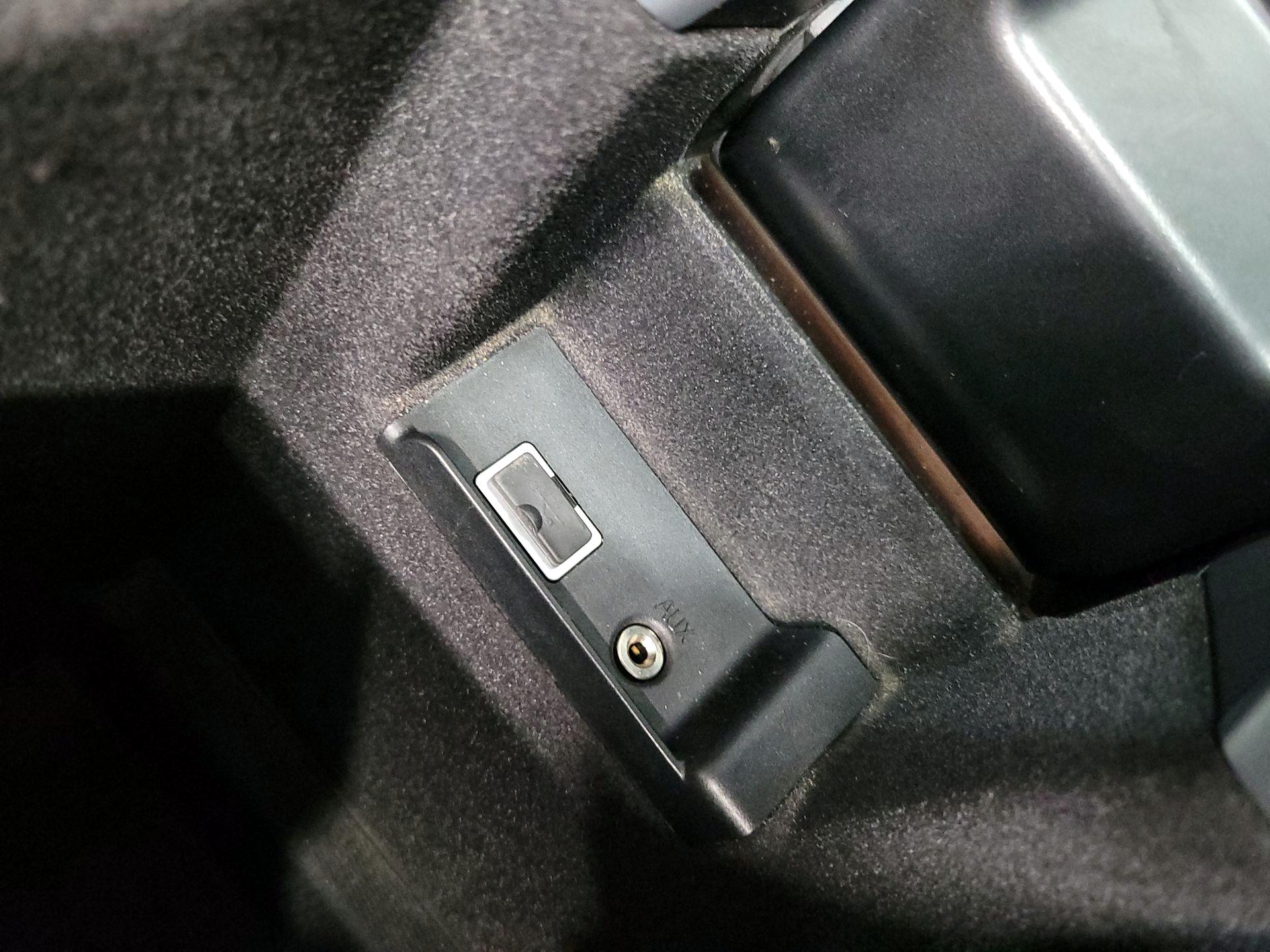 Thumbnail: 2015 Volvo S60 - 18