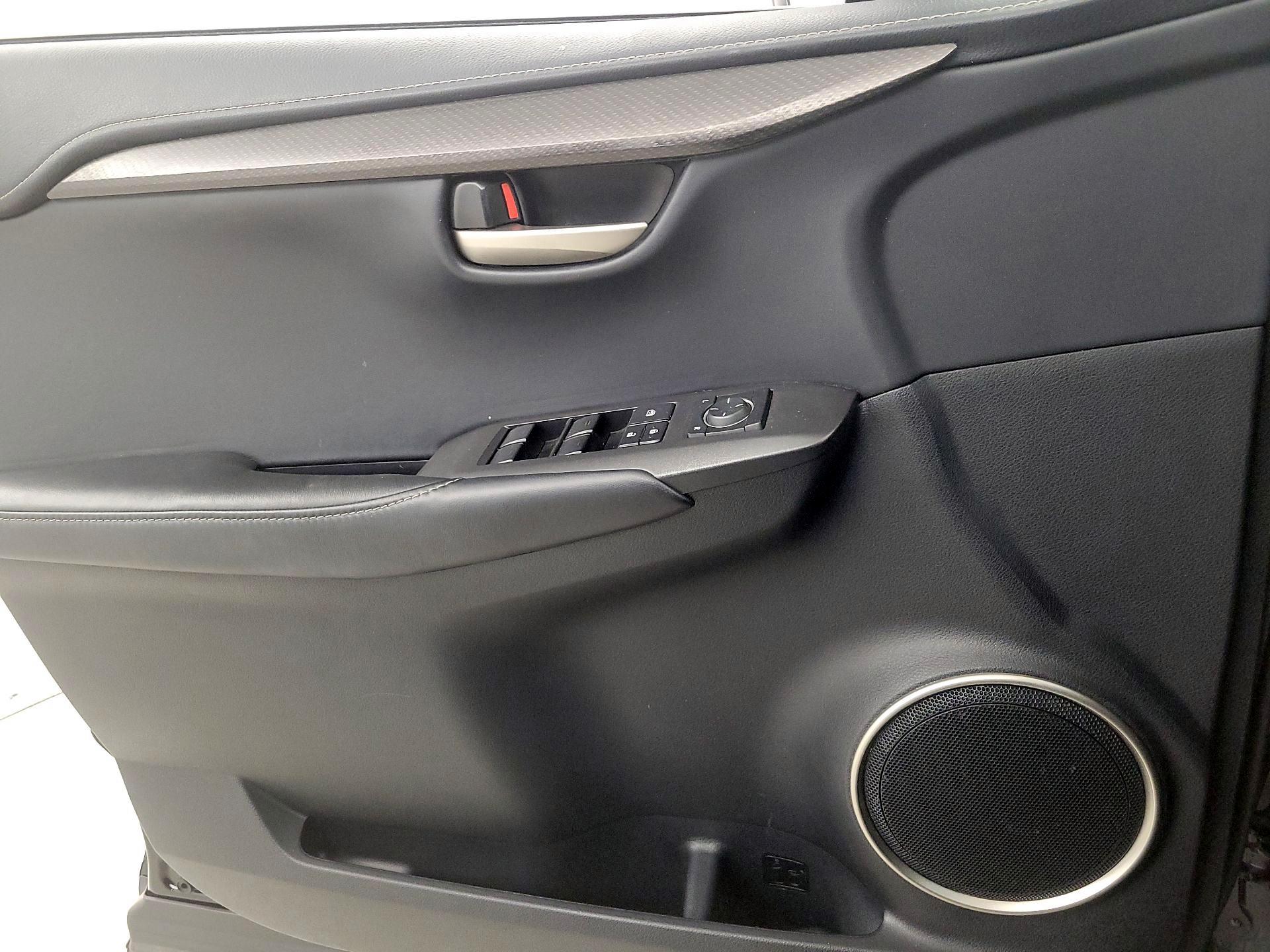 Thumbnail: 2016 Lexus NX - 12