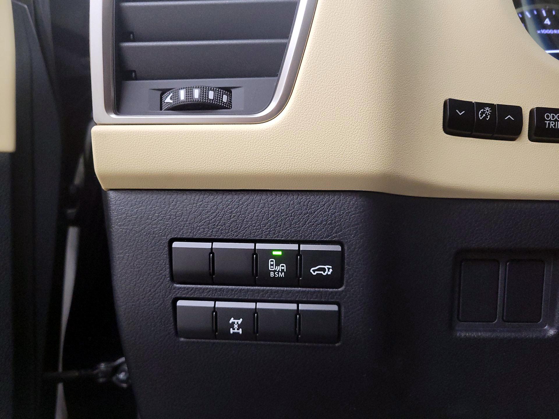 Thumbnail: 2015 Lexus NX - 13