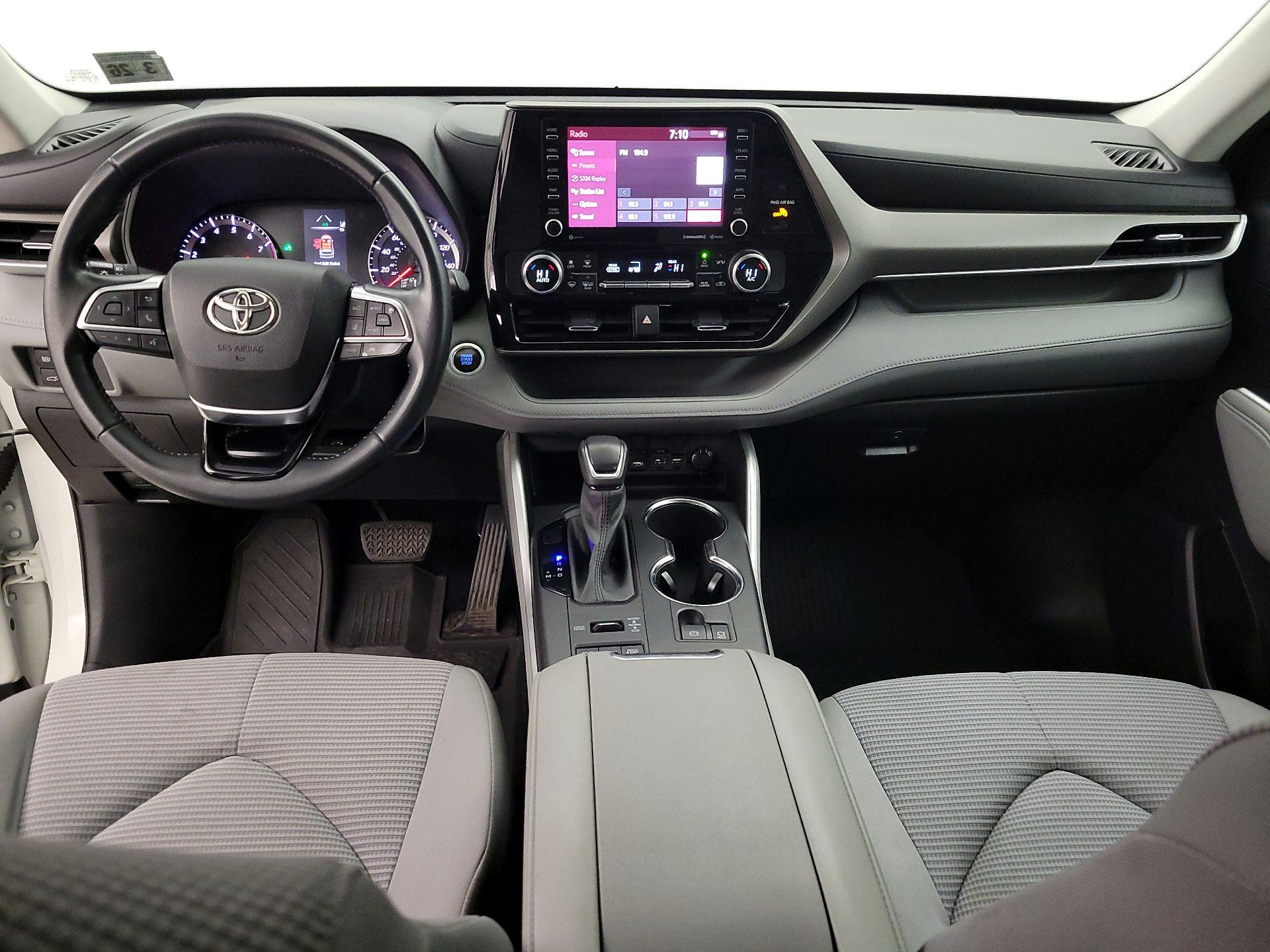 Thumbnail: 2021 Toyota Highlander - 9