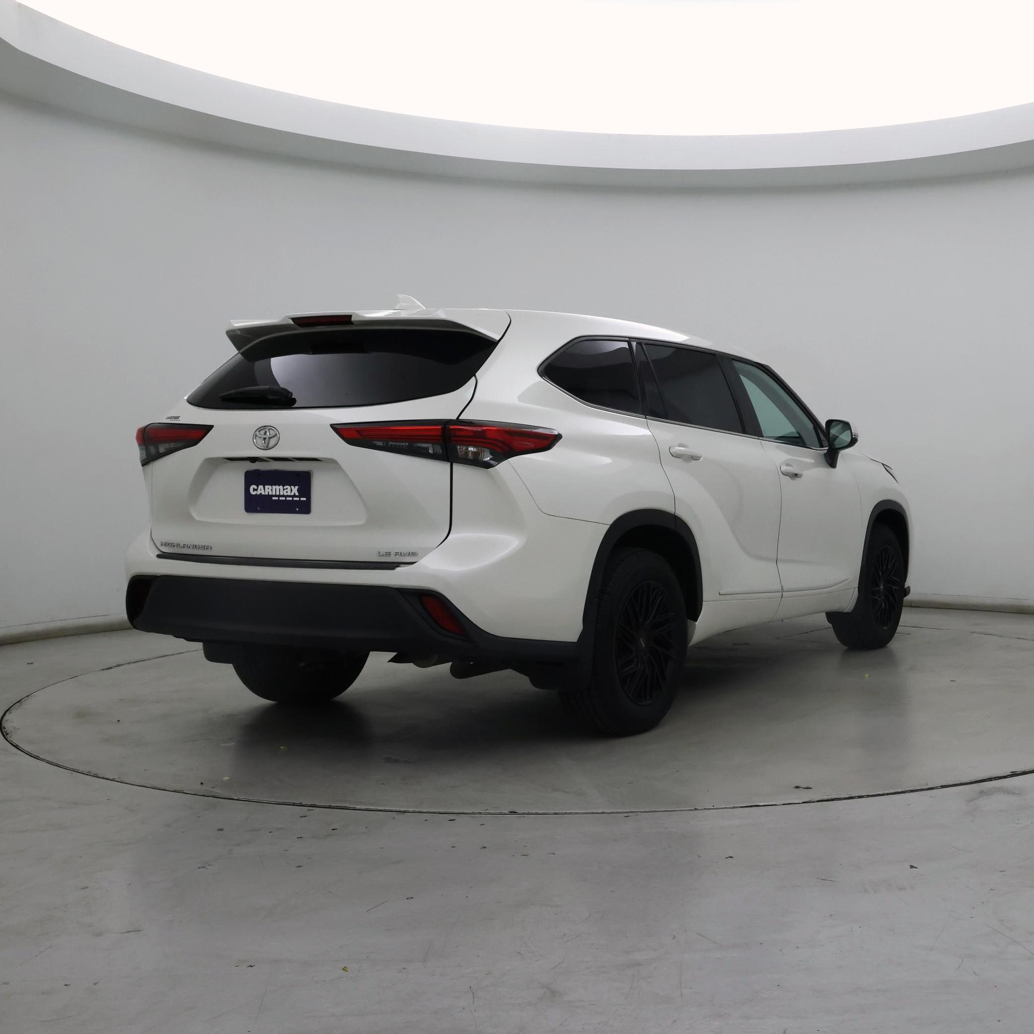 Thumbnail: 2021 Toyota Highlander - 8