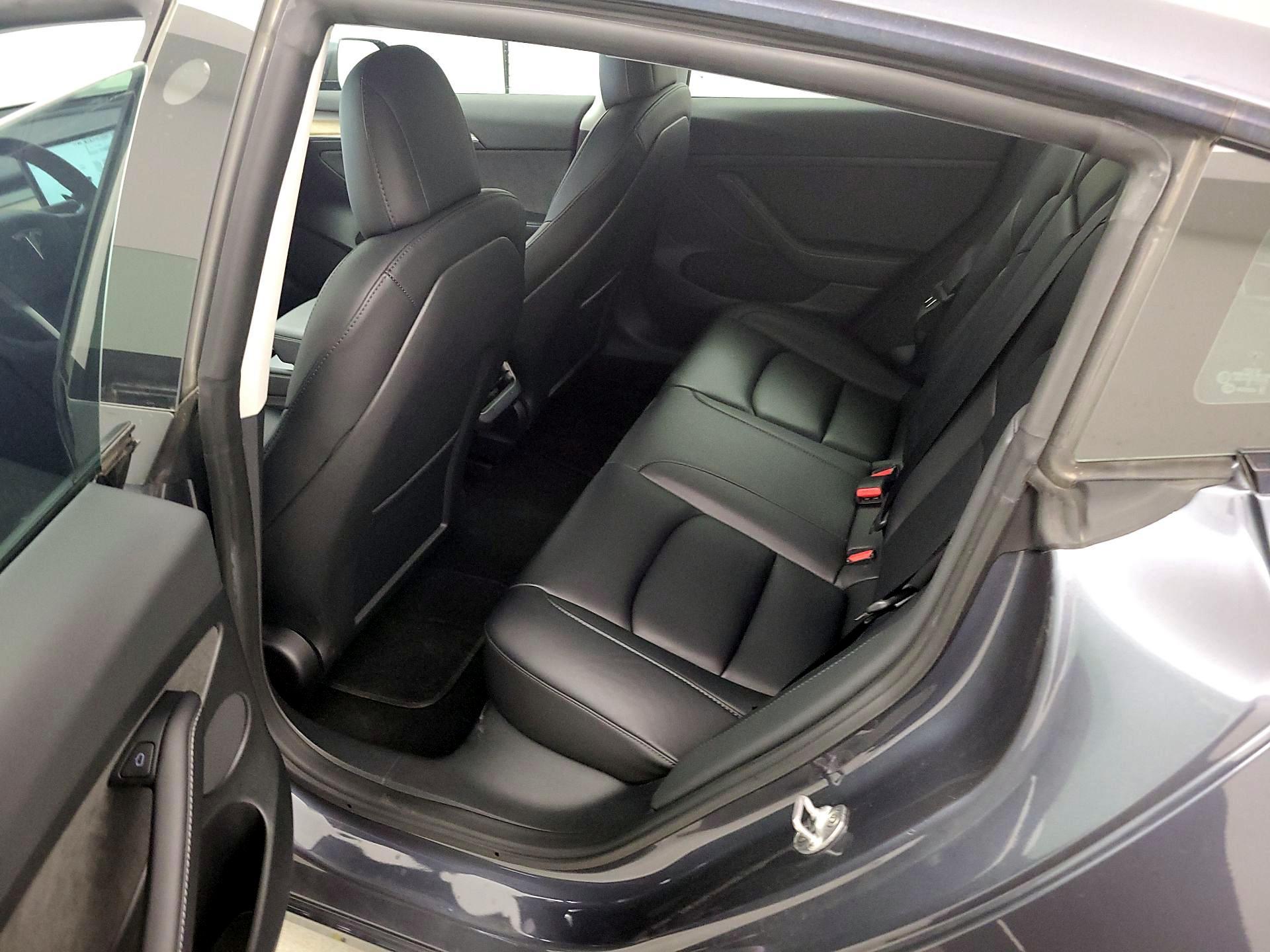 Thumbnail: 2023 Tesla Model 3 - 20