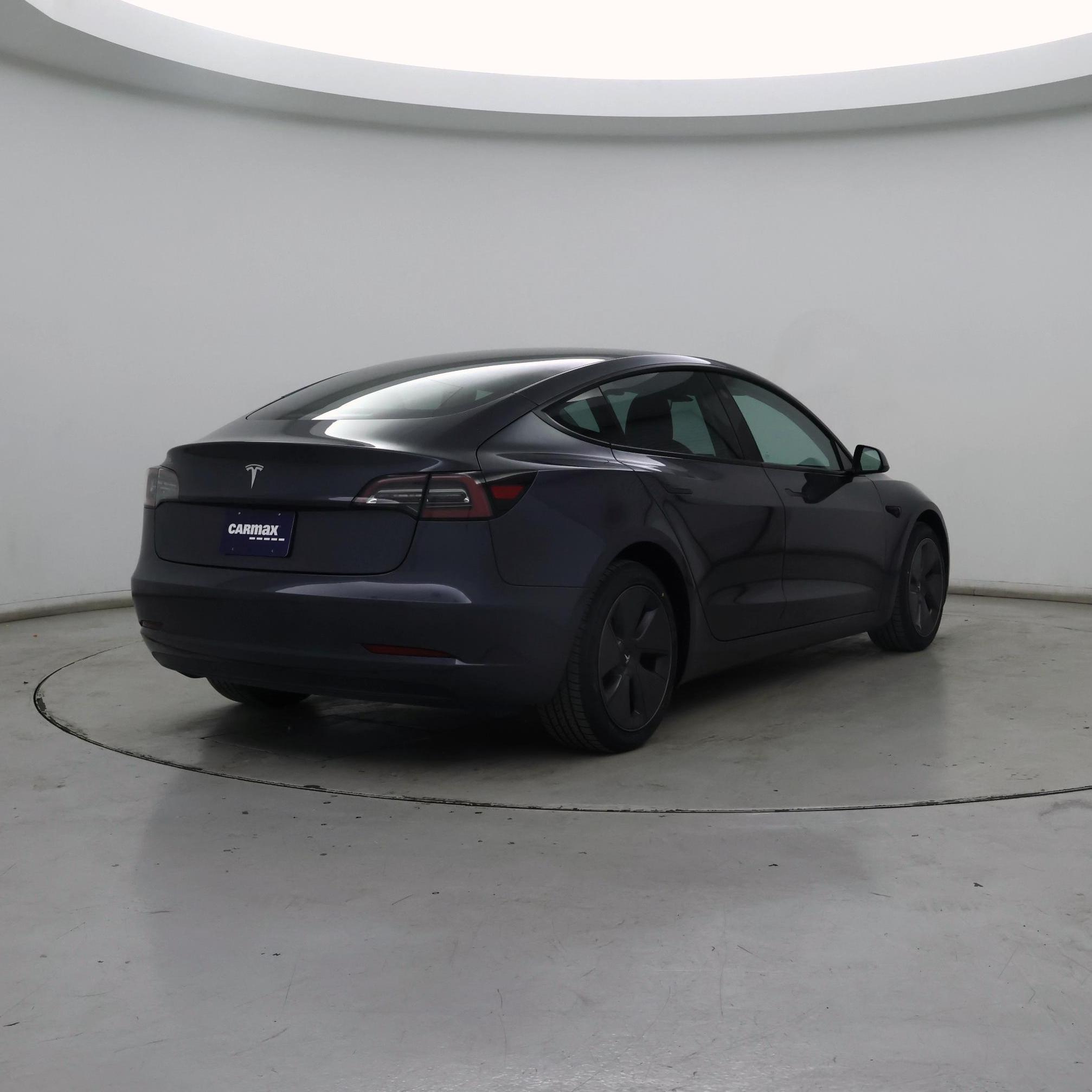 Thumbnail: 2023 Tesla Model 3 - 8