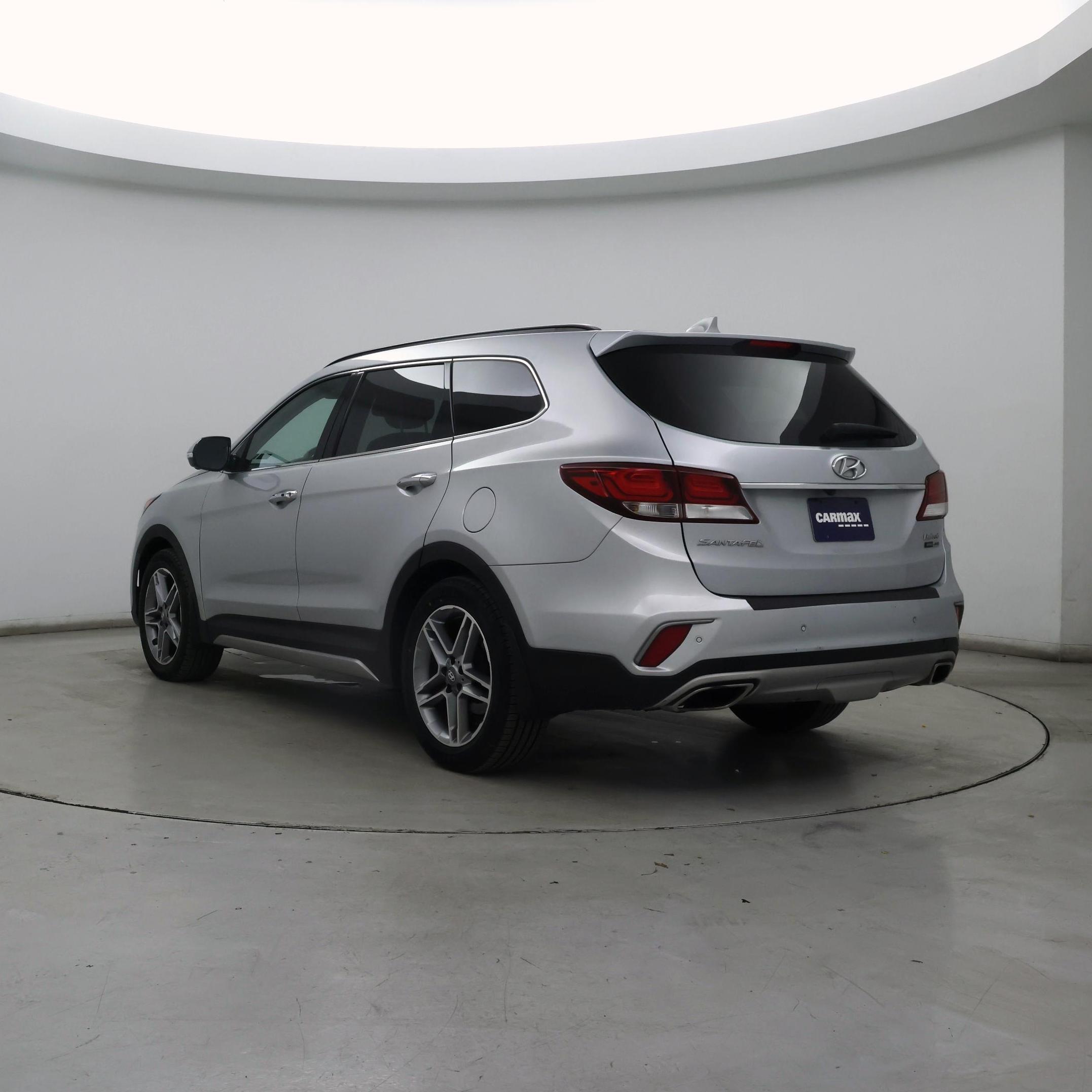 Thumbnail: 2018 Hyundai Santa Fe - 2