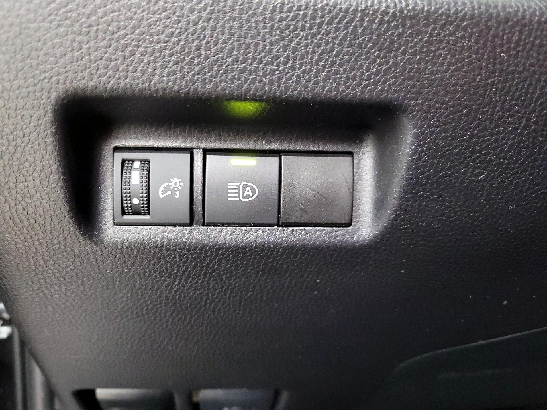 Thumbnail: 2025 Toyota RAV4 - 13