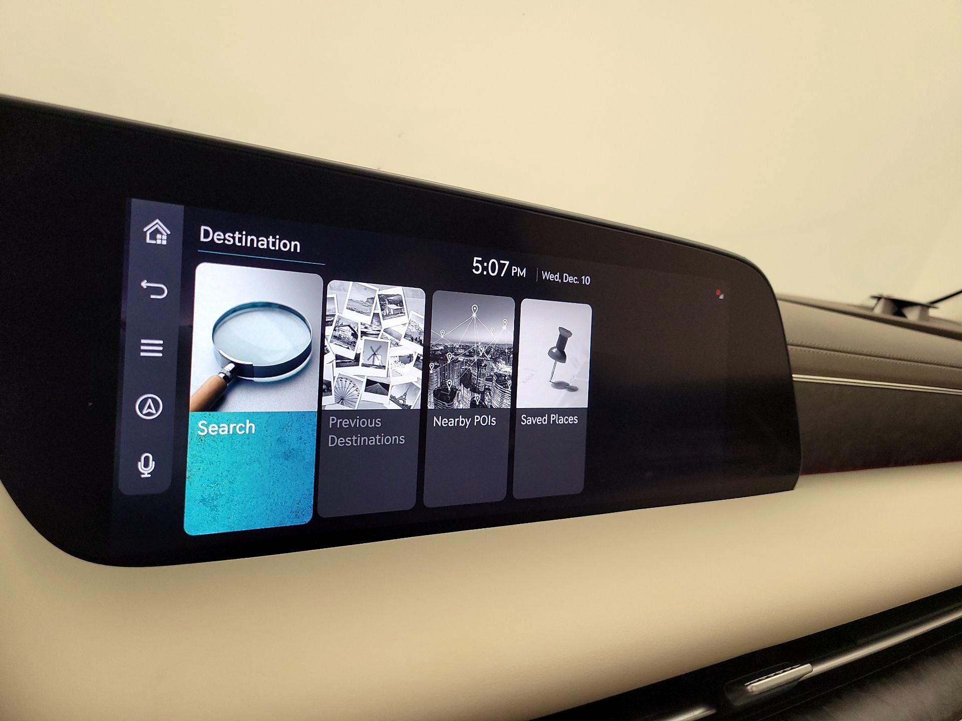 Thumbnail: 2023 Genesis G90 - 14