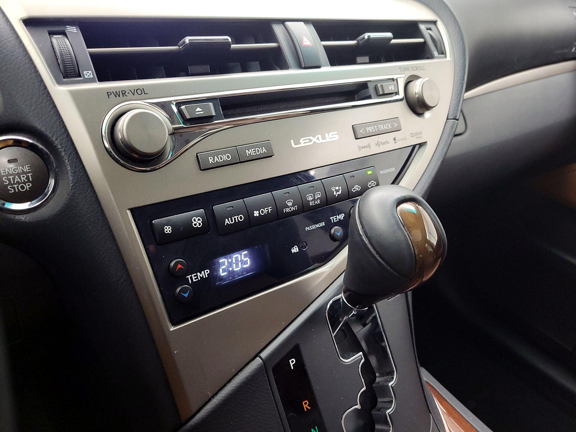 Thumbnail: 2015 Lexus RX - 16