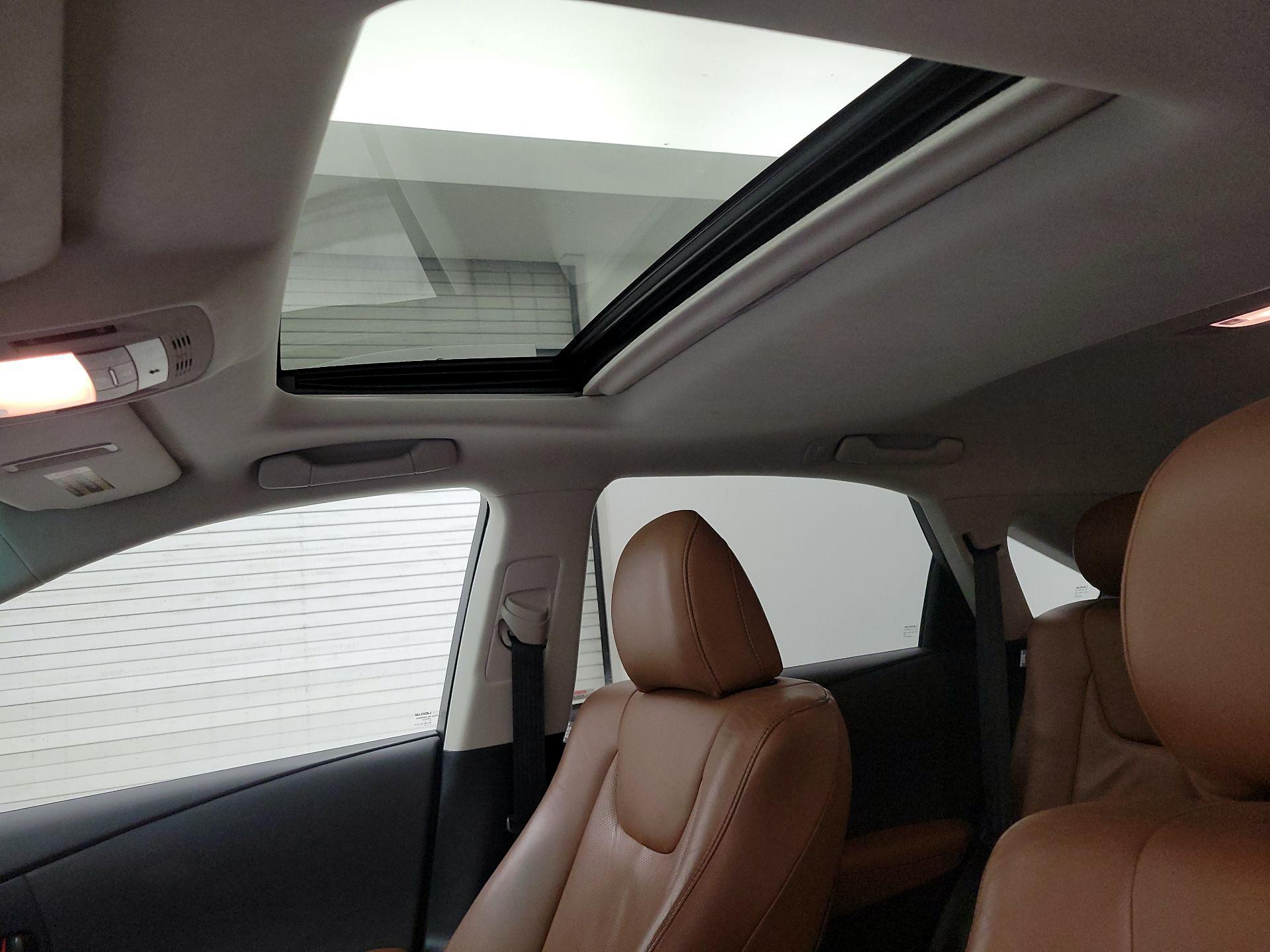 Thumbnail: 2015 Lexus RX - 18