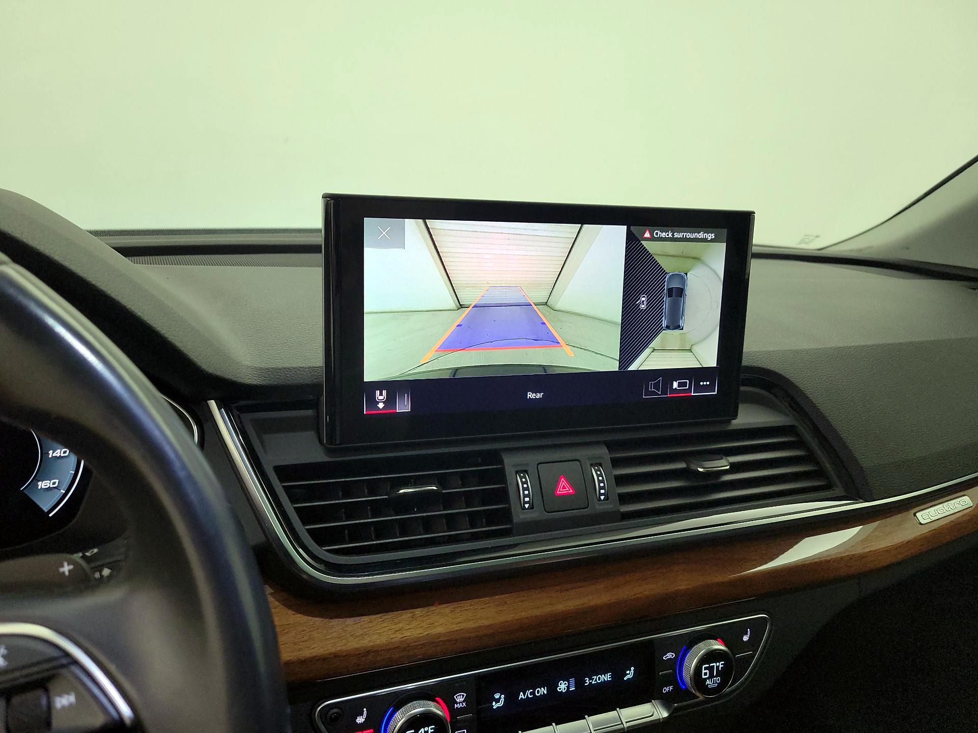 Thumbnail: 2021 Audi Q5 - 15