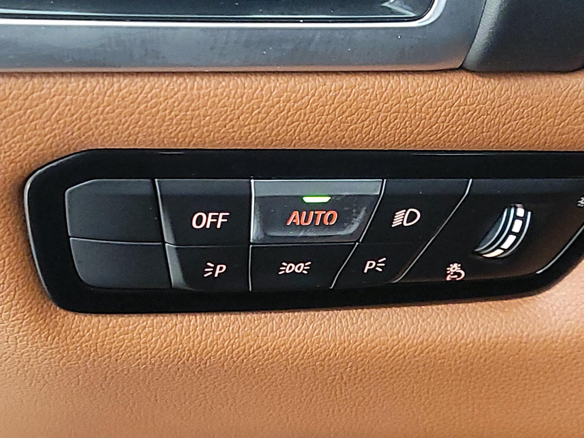 Thumbnail: 2022 BMW 8 Series - 13