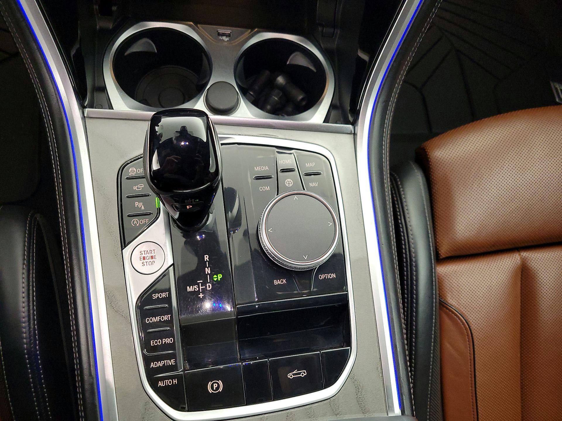 Thumbnail: 2022 BMW 8 Series - 17