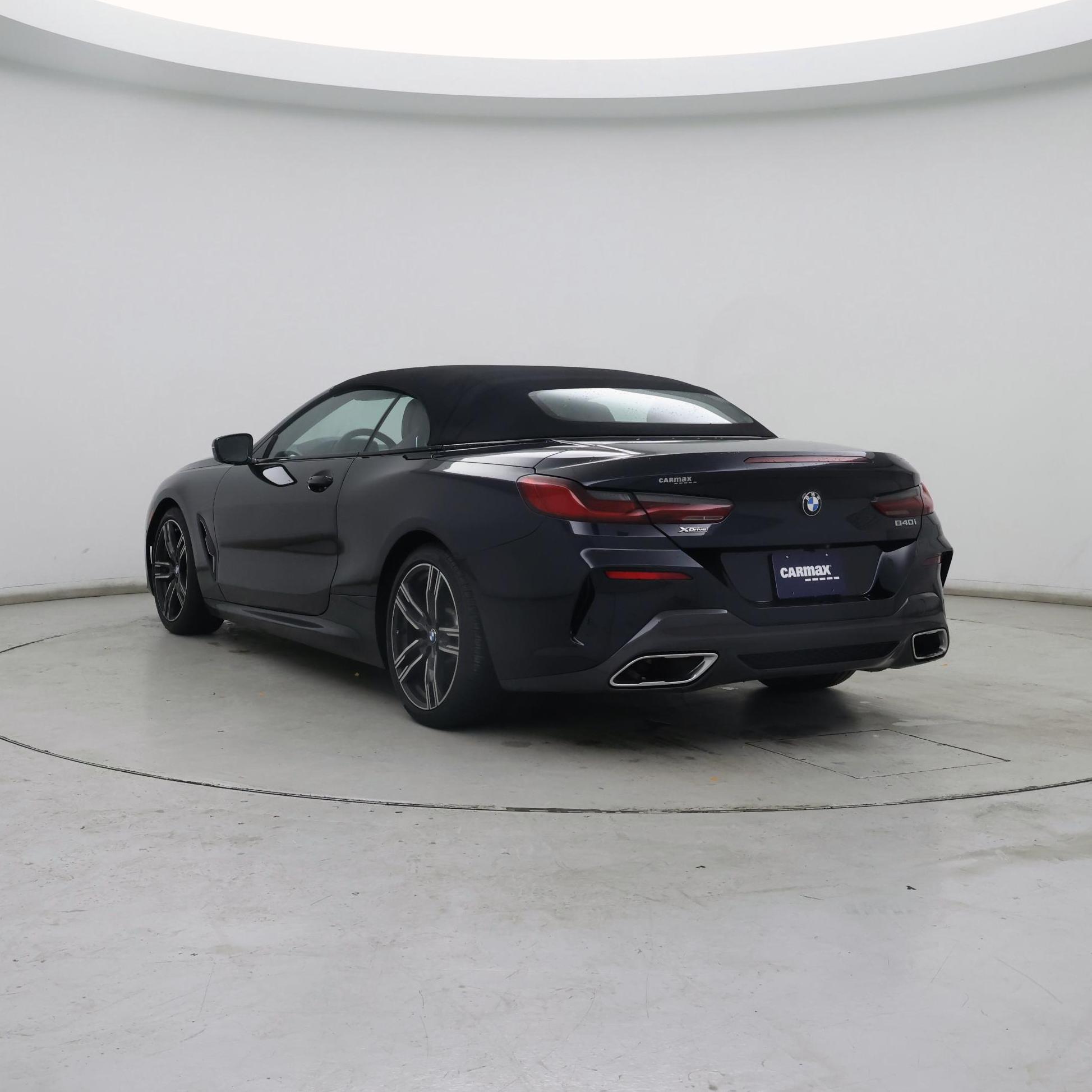 Thumbnail: 2022 BMW 8 Series - 2