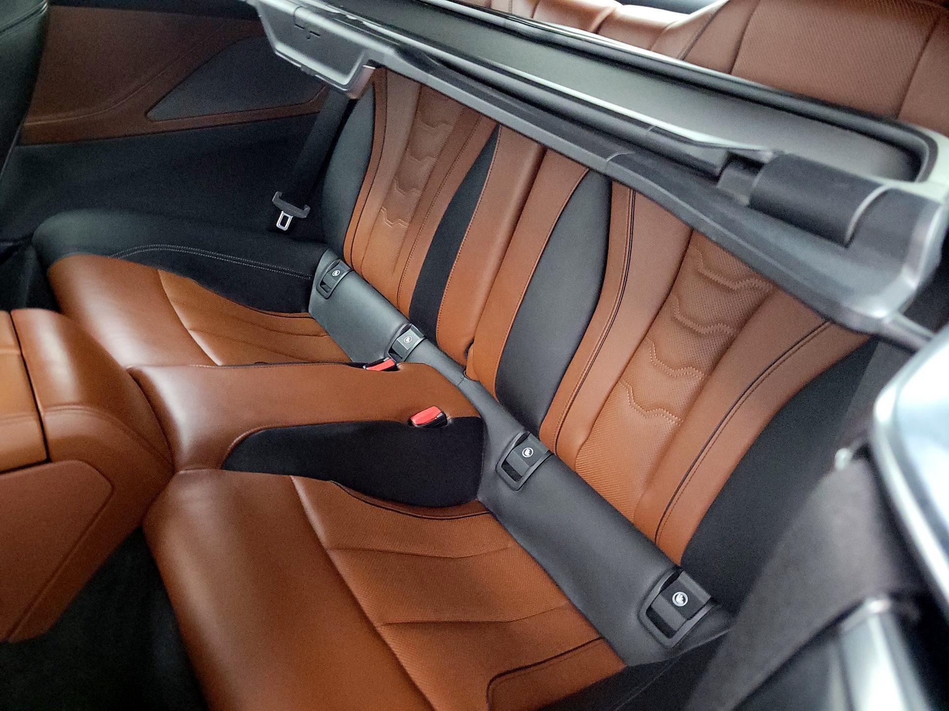 Thumbnail: 2022 BMW 8 Series - 19