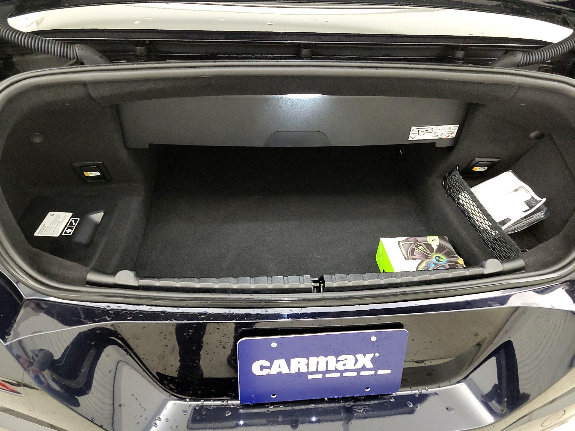 Thumbnail: 2022 BMW 8 Series - 20