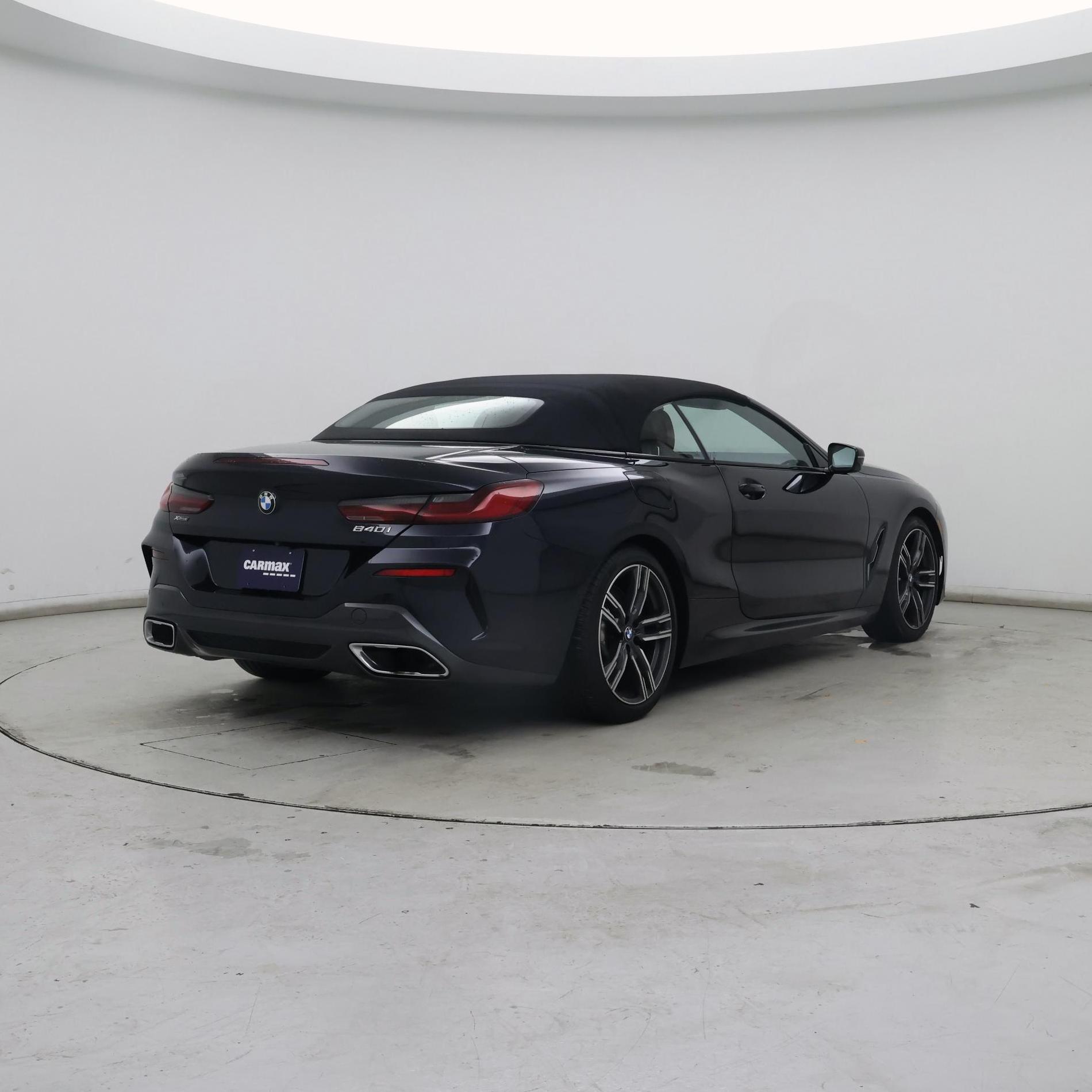 Thumbnail: 2022 BMW 8 Series - 8