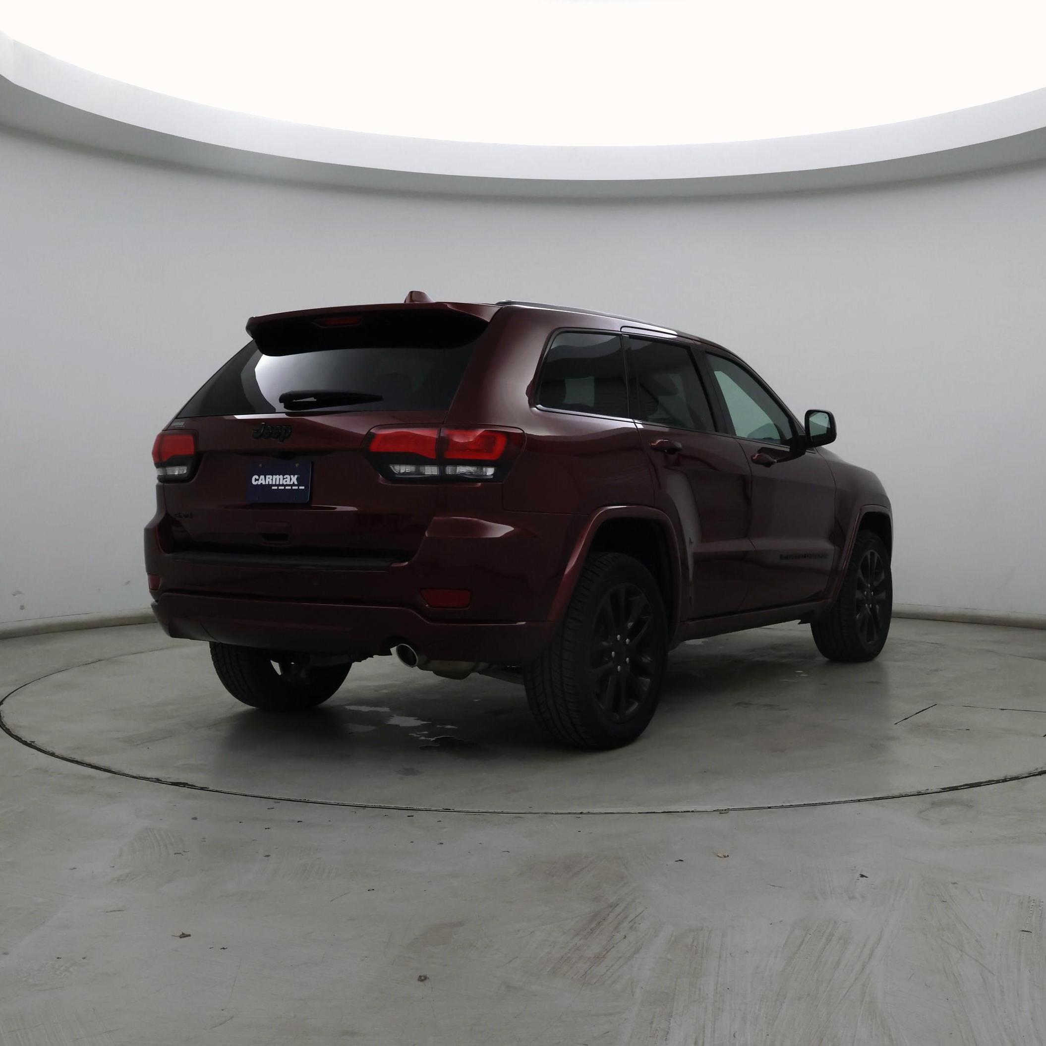 Thumbnail: 2022 Jeep Grand Cherokee - 8