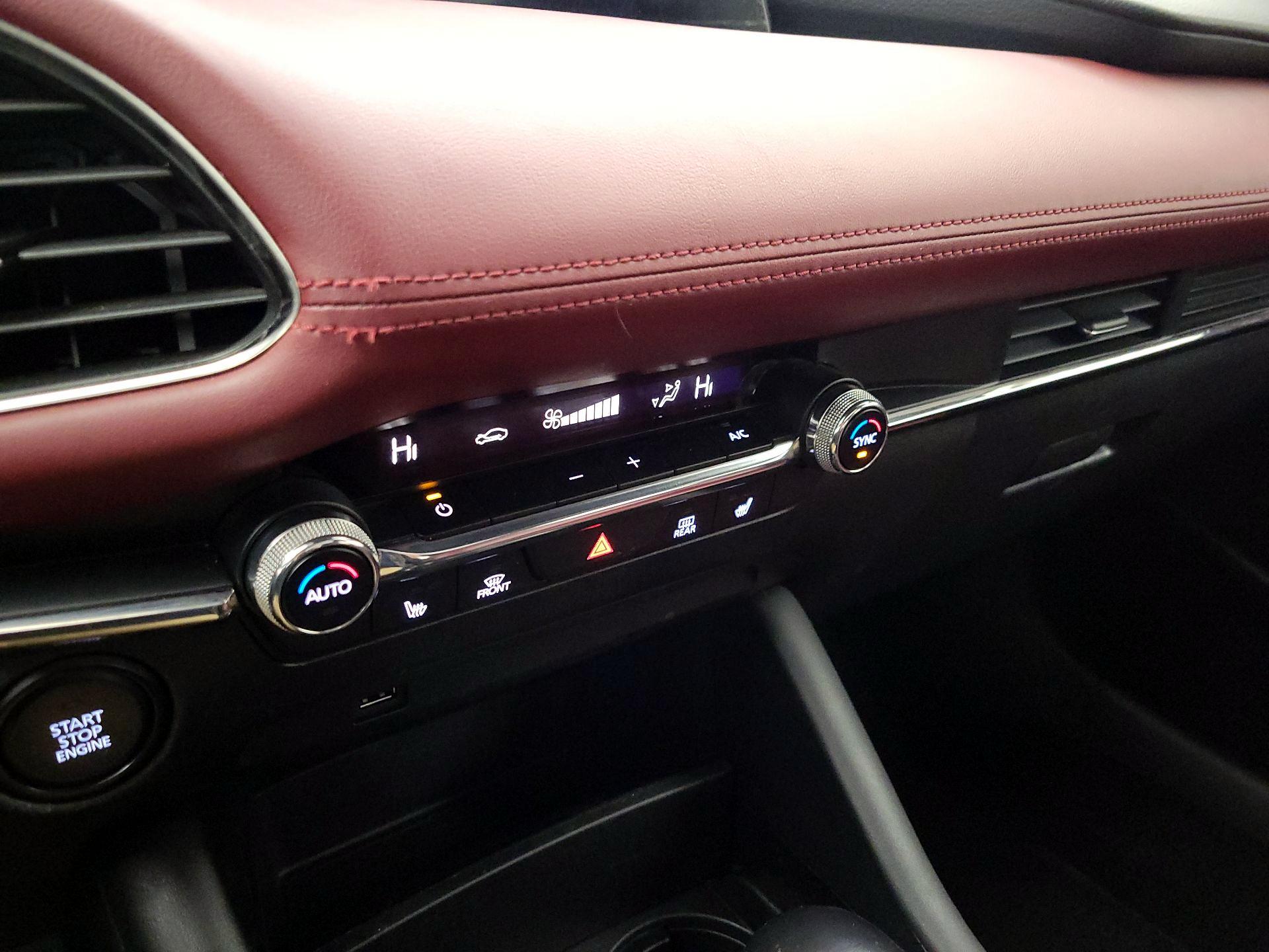 Thumbnail: 2019 Mazda Mazda3 - 17