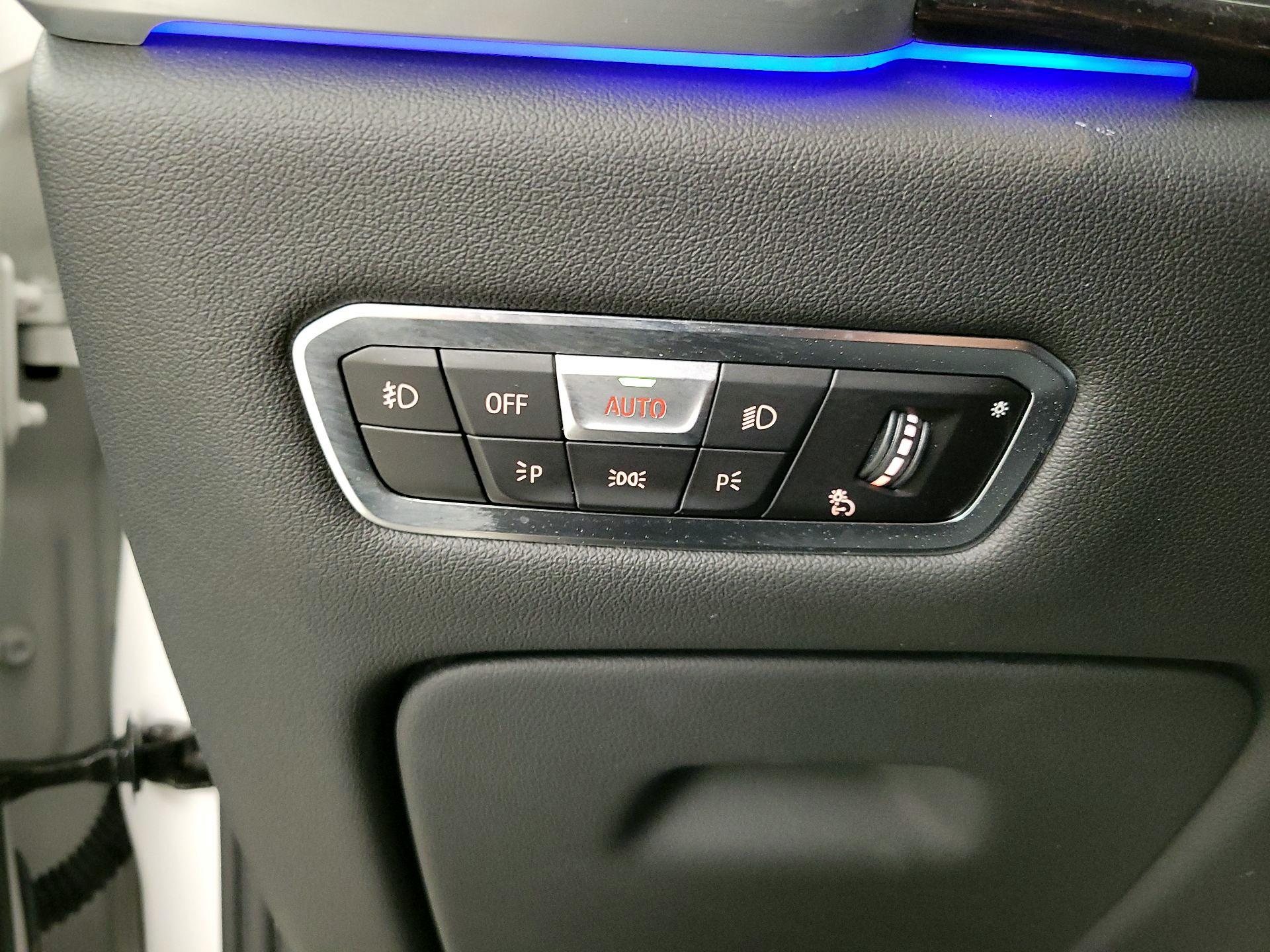 Thumbnail: 2020 BMW X5 - 13