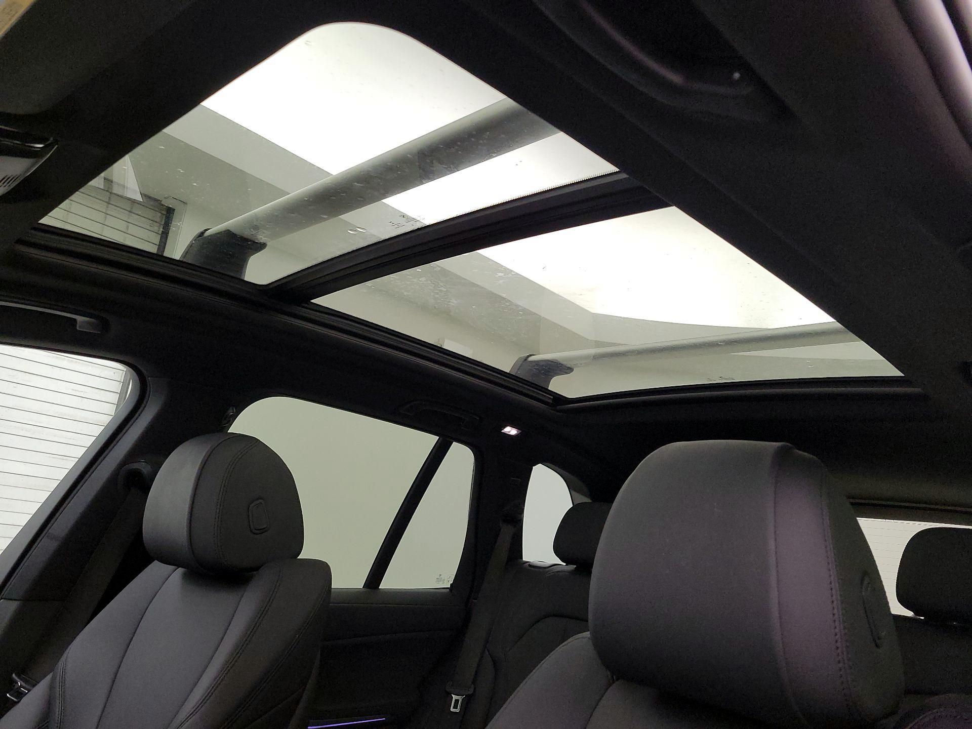 Thumbnail: 2020 BMW X5 - 20