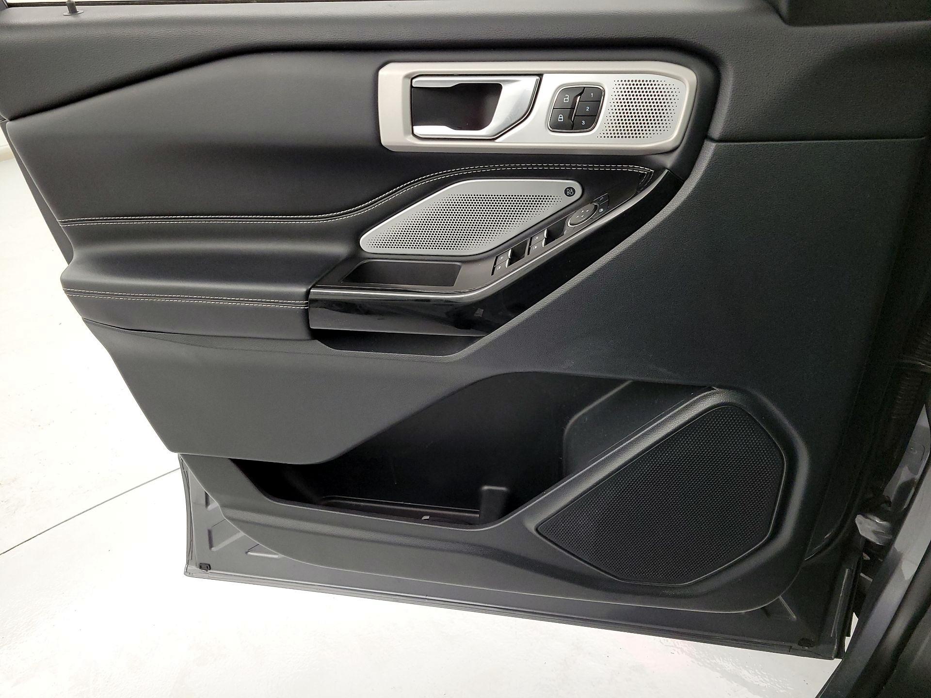 Thumbnail: 2021 Ford Explorer - 12