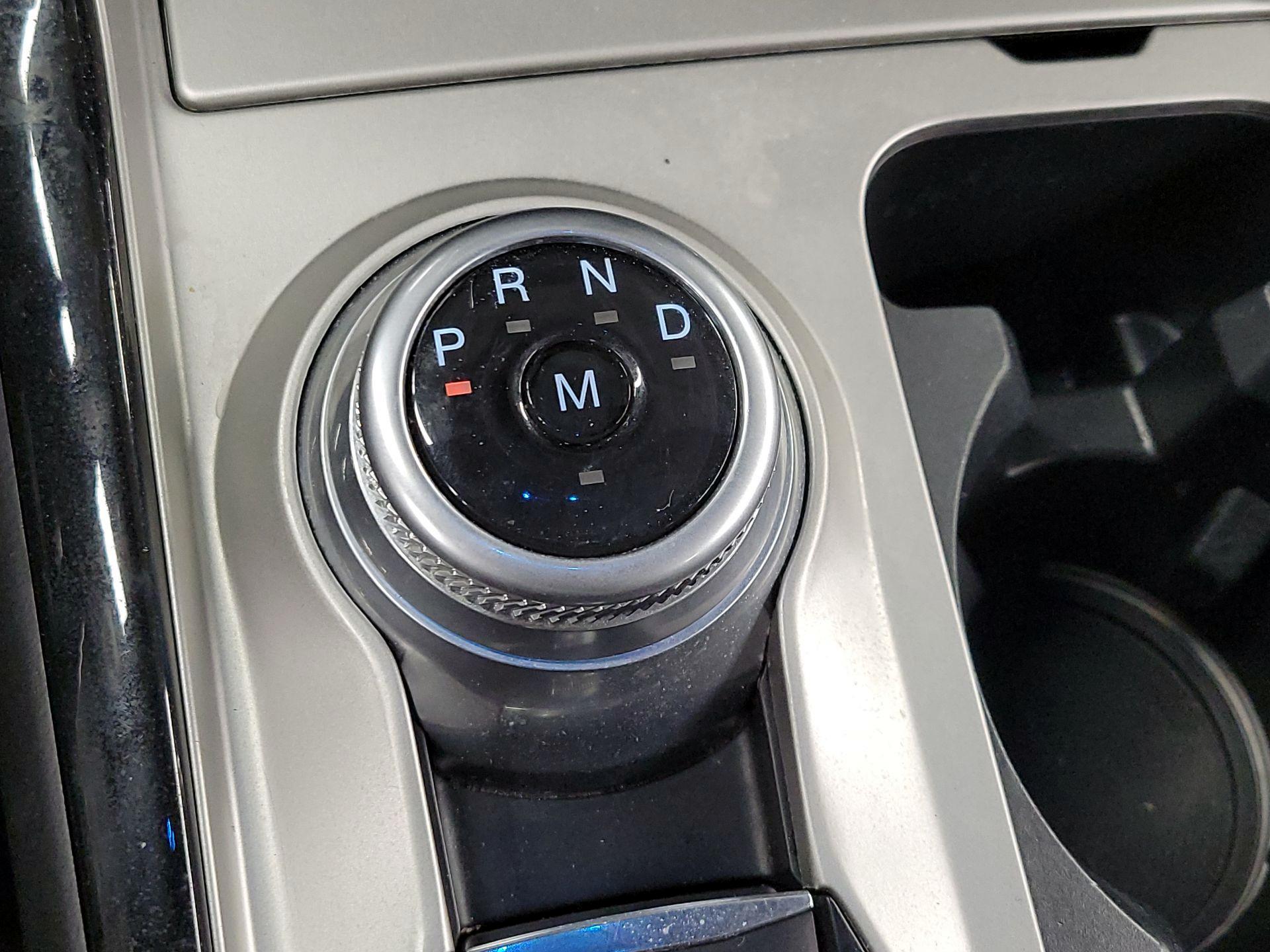 Thumbnail: 2021 Ford Explorer - 18