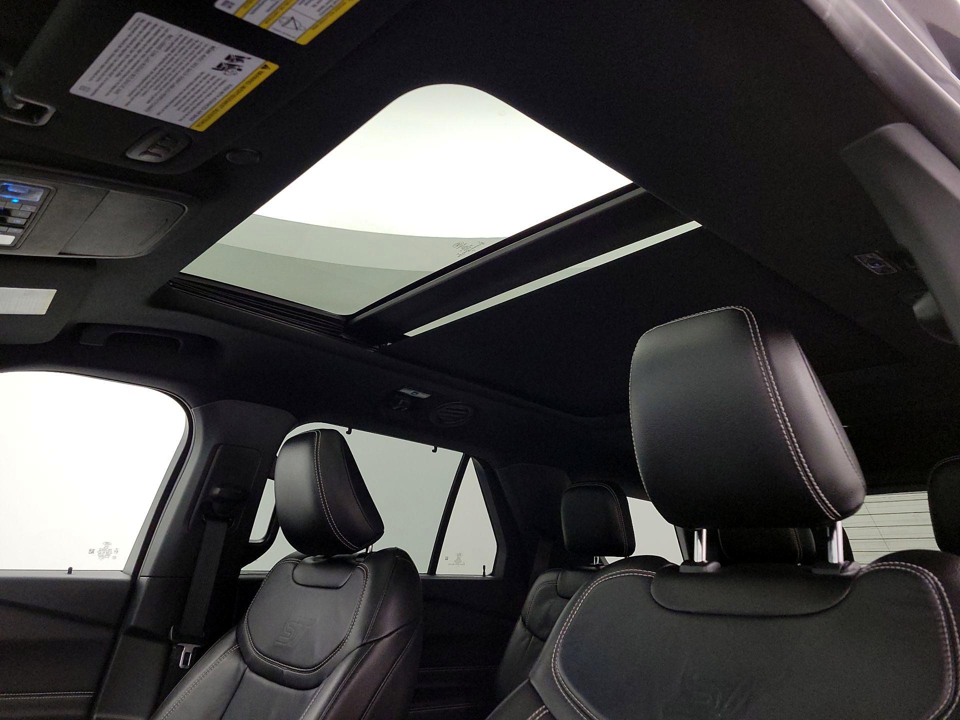 Thumbnail: 2021 Ford Explorer - 20