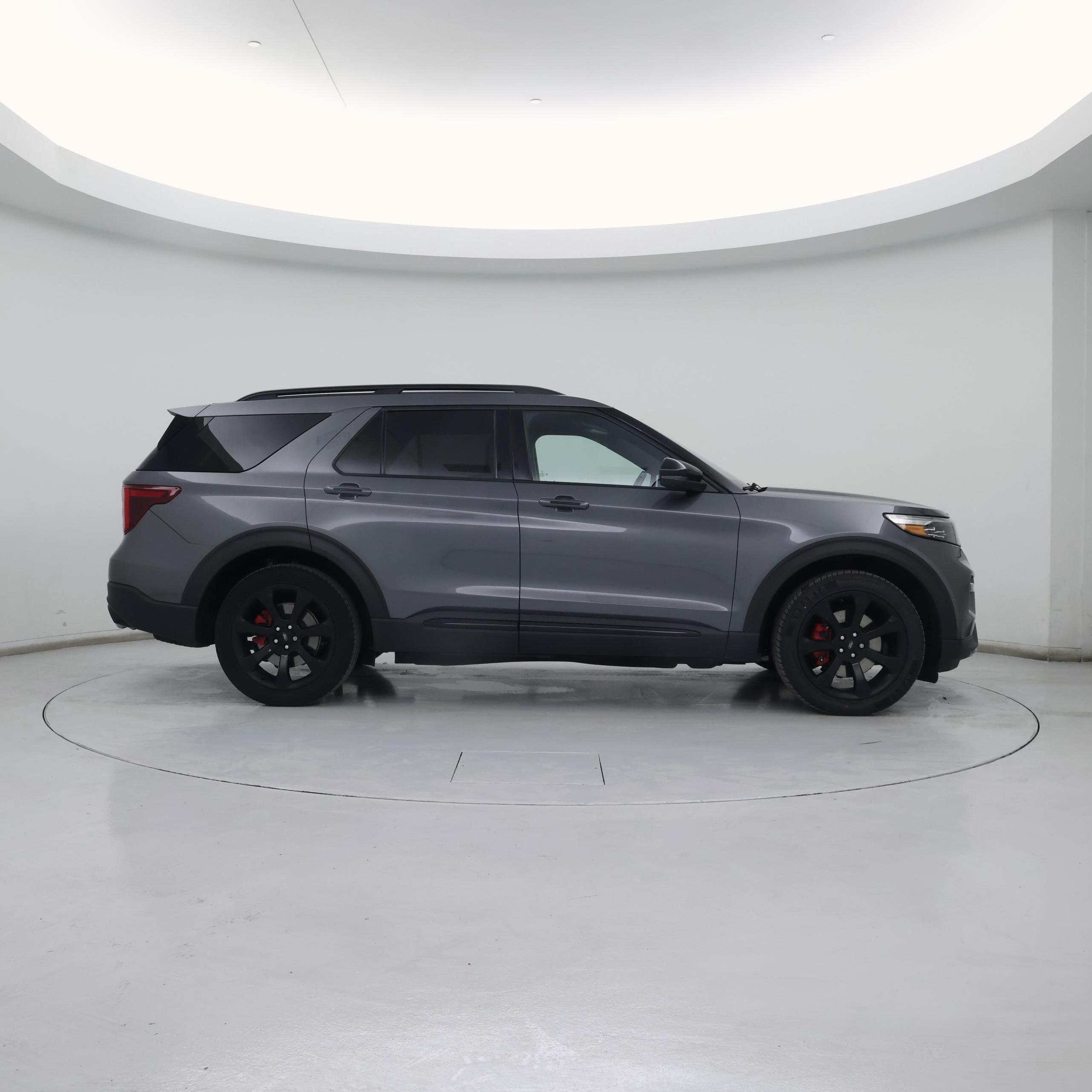 Thumbnail: 2021 Ford Explorer - 7