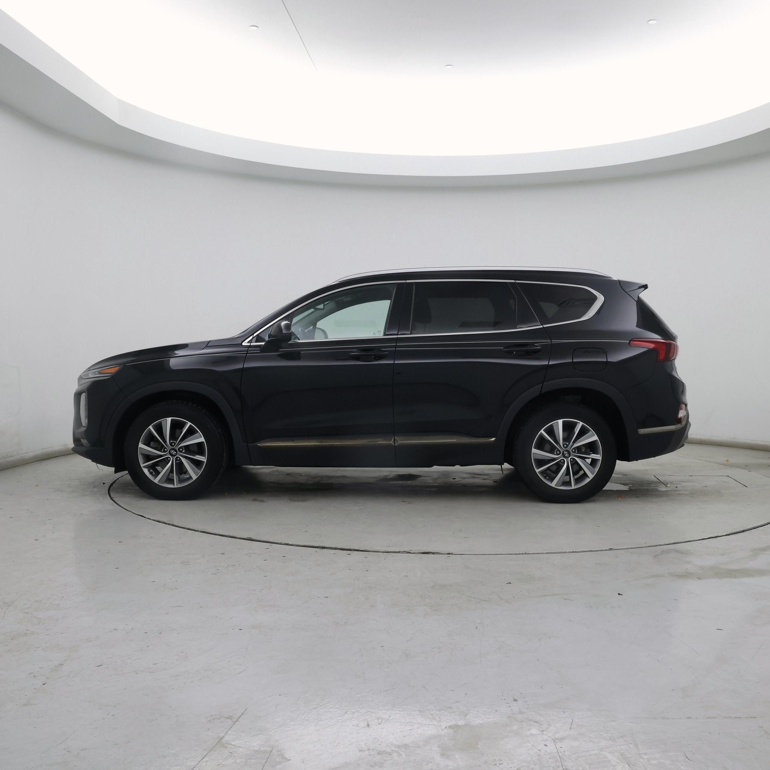 Thumbnail: 2019 Hyundai Santa Fe - 3