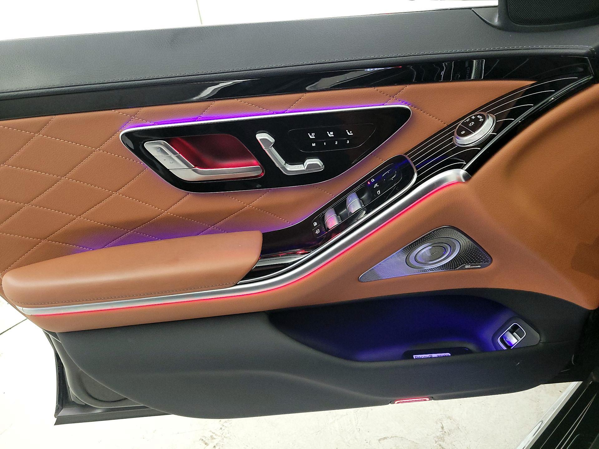 Thumbnail: 2022 Mercedes-Benz S-Class - 12