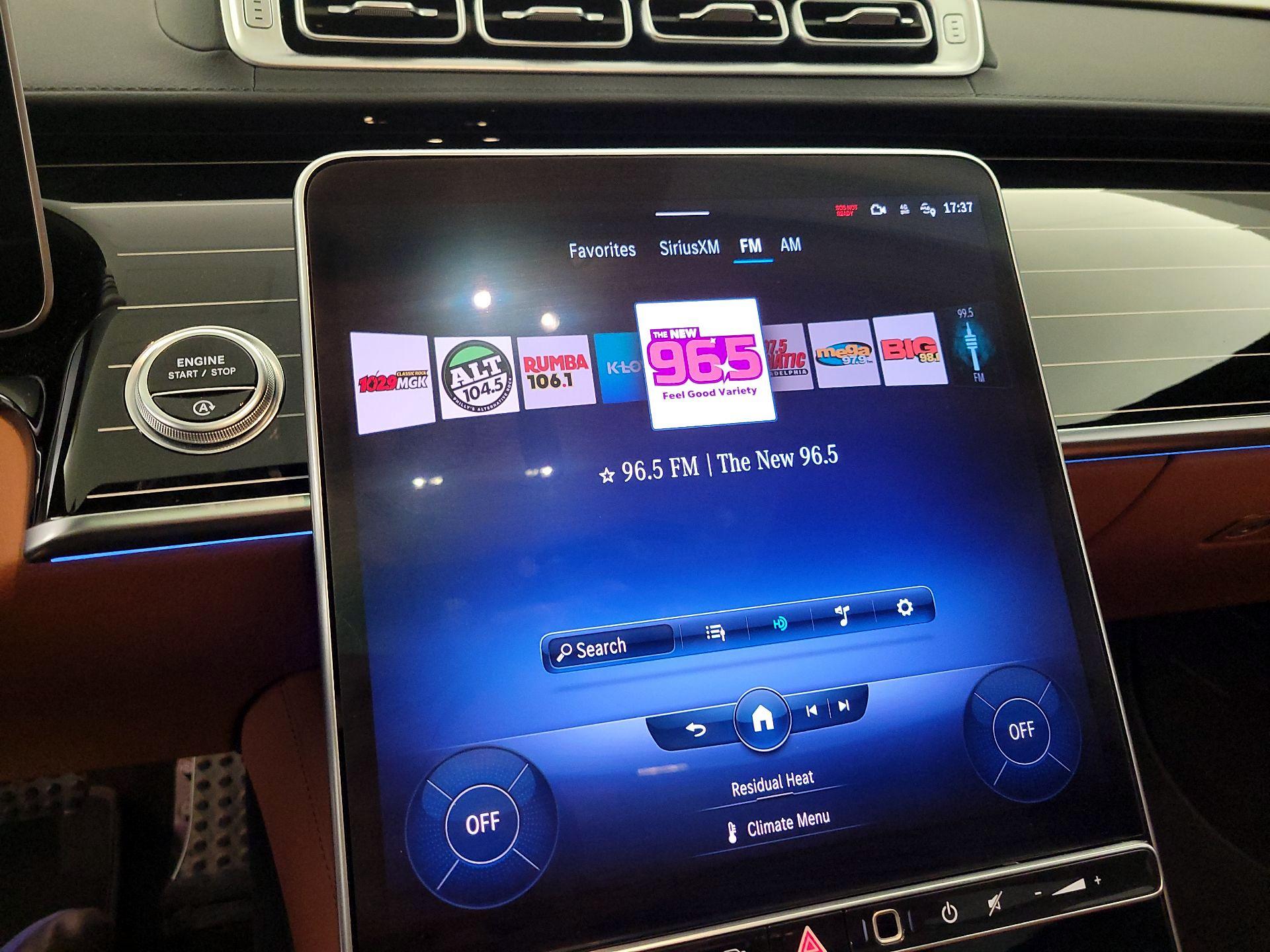 Thumbnail: 2022 Mercedes-Benz S-Class - 16