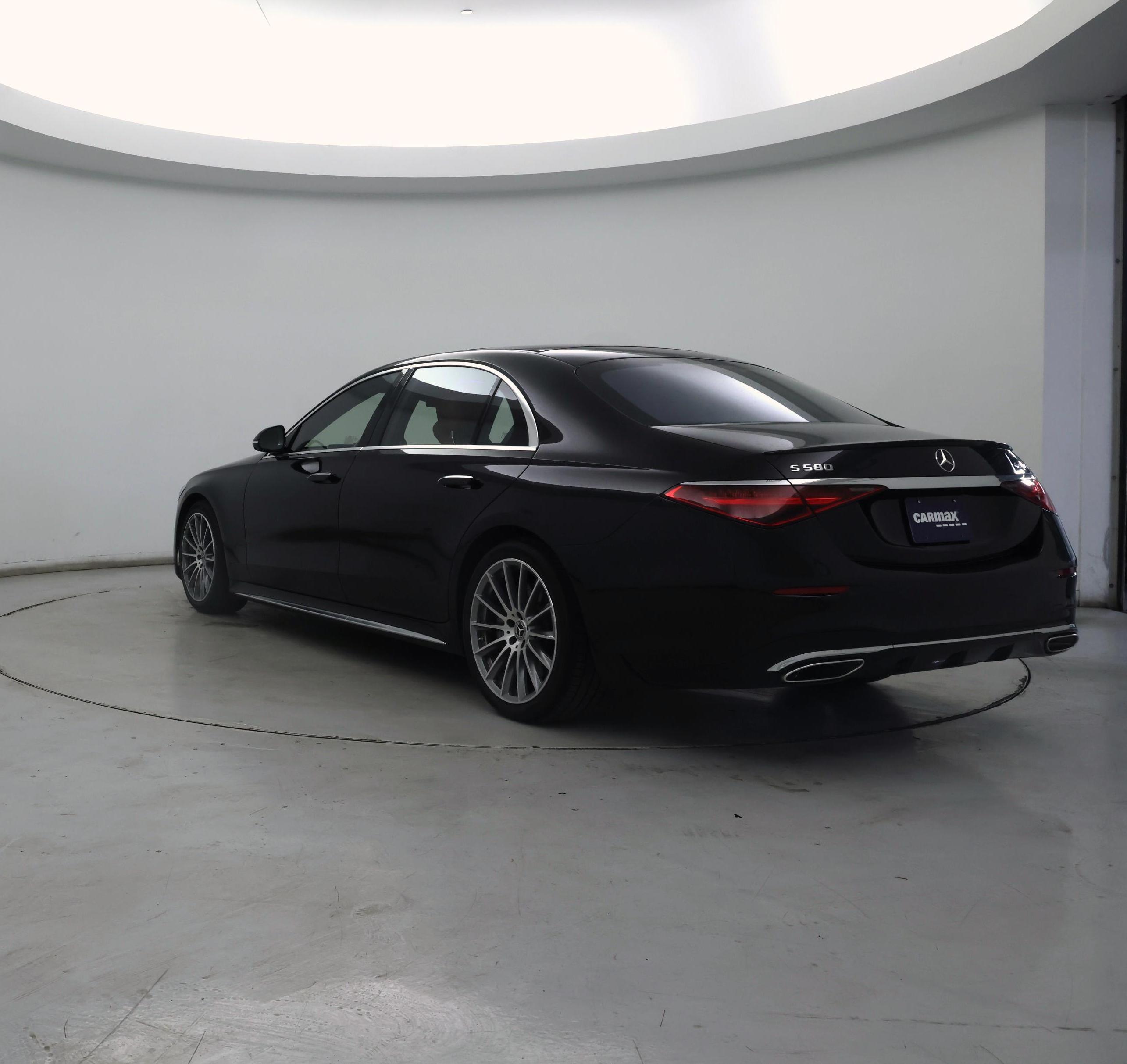 Thumbnail: 2022 Mercedes-Benz S-Class - 2