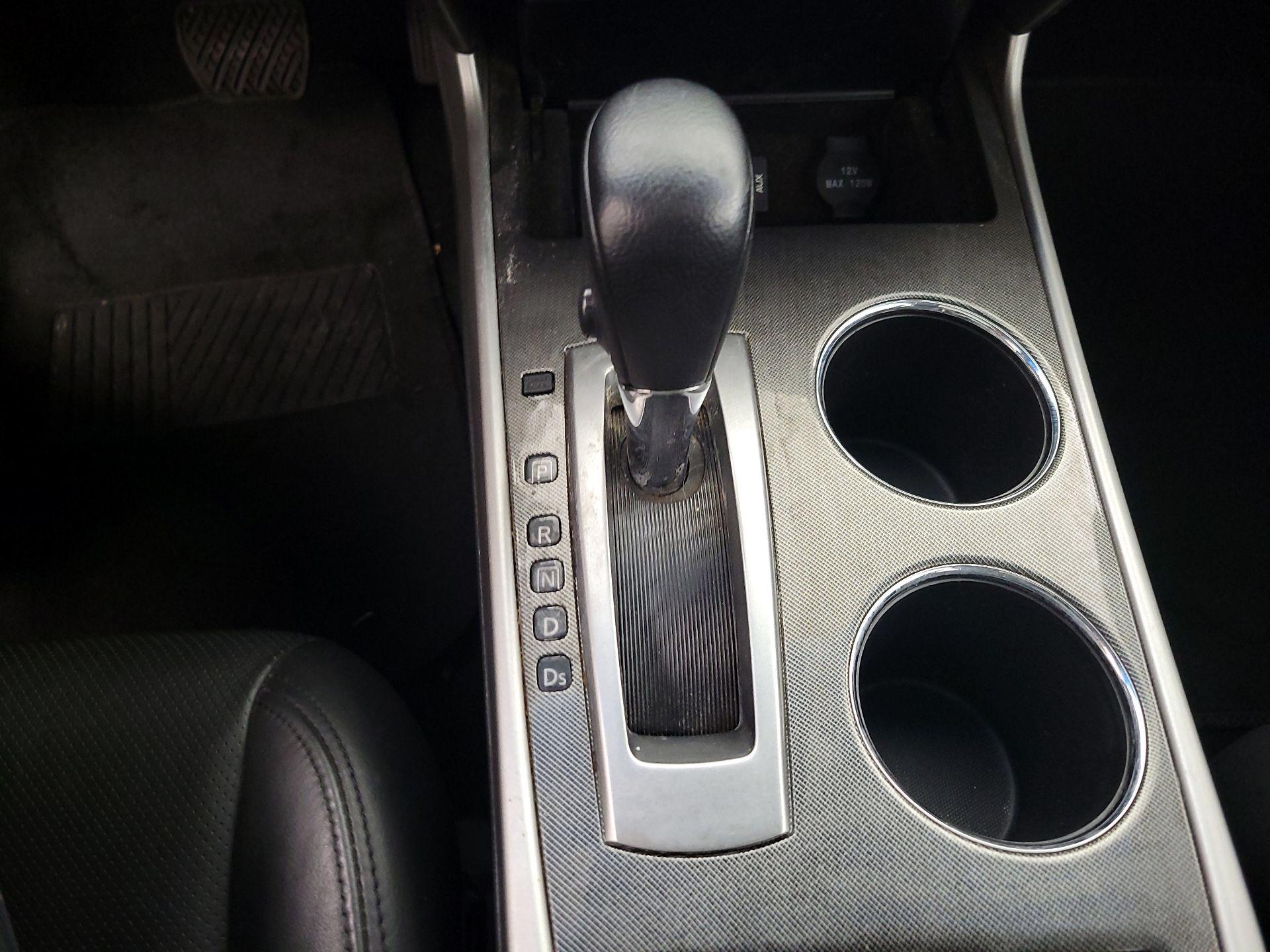 Thumbnail: 2014 Nissan Altima - 17