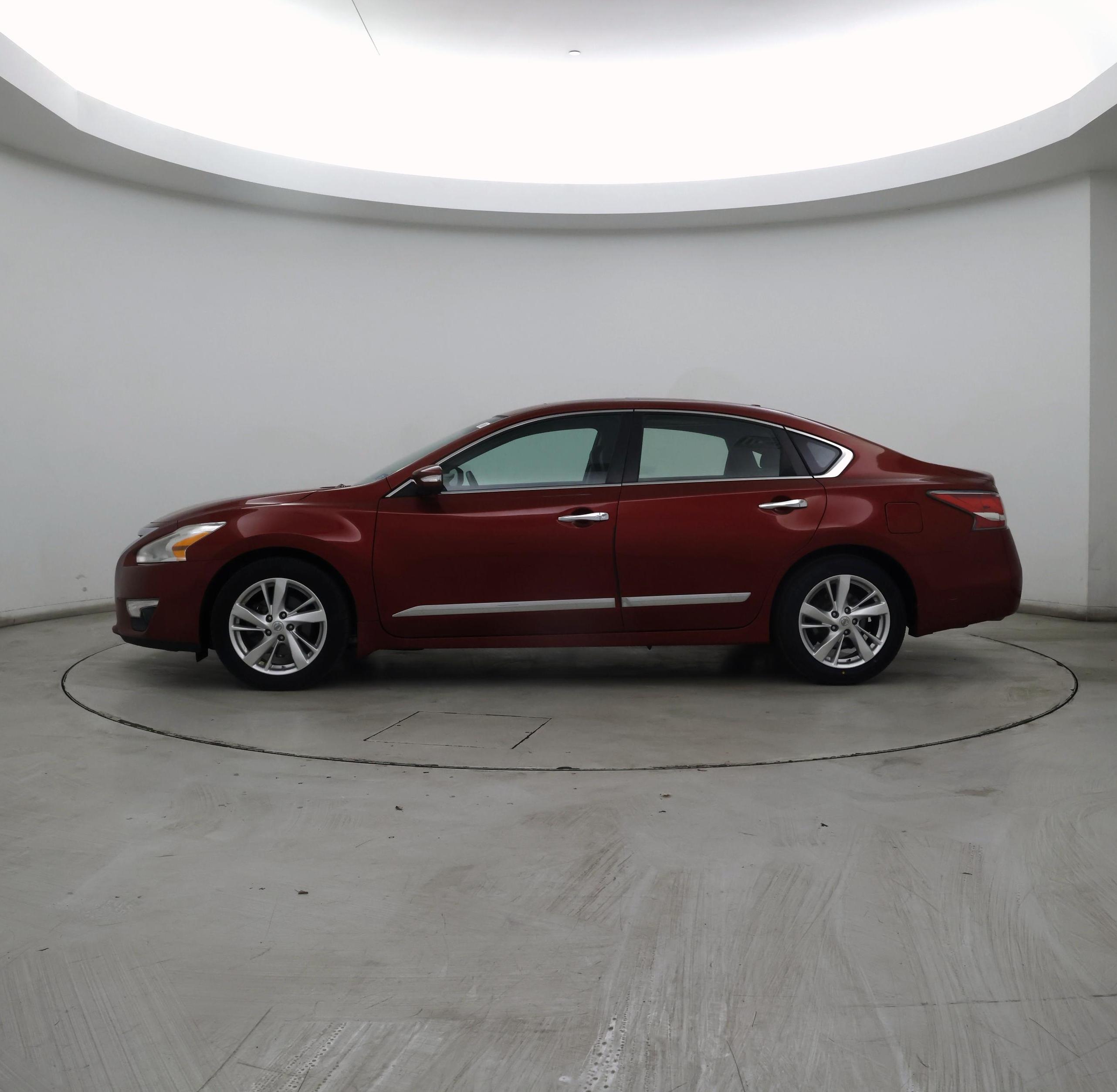 Thumbnail: 2014 Nissan Altima - 3