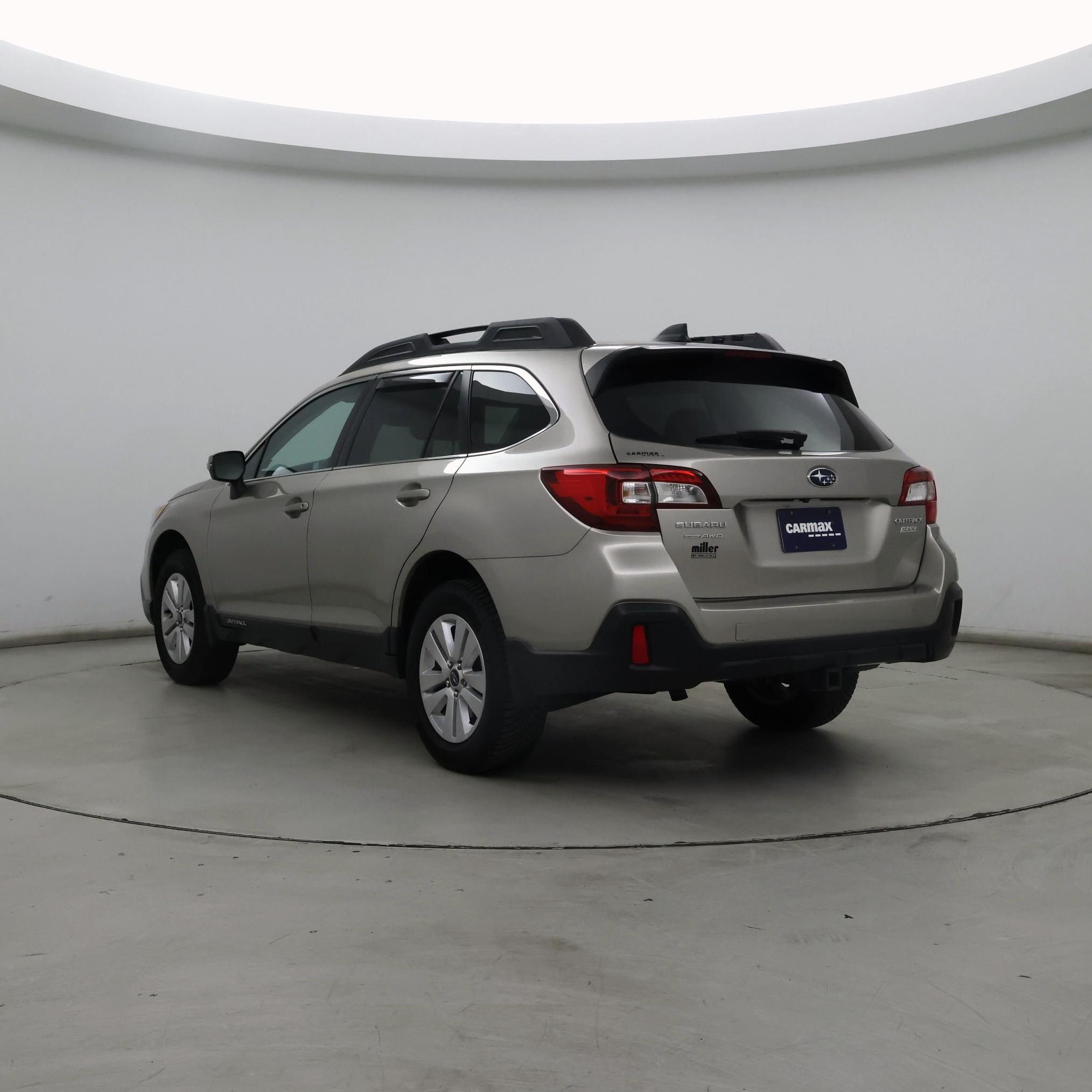 Thumbnail: 2016 Subaru Outback - 2