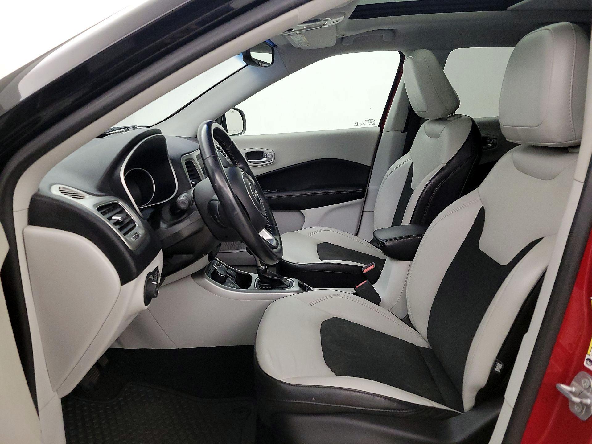 Thumbnail: 2019 Jeep Compass - 11