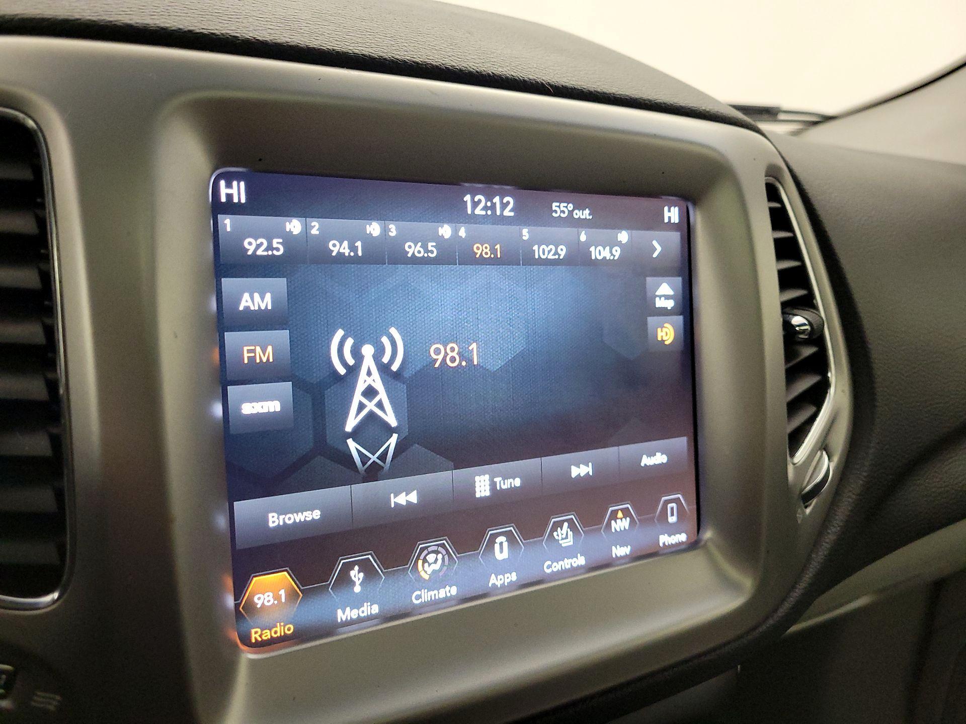 Thumbnail: 2019 Jeep Compass - 16