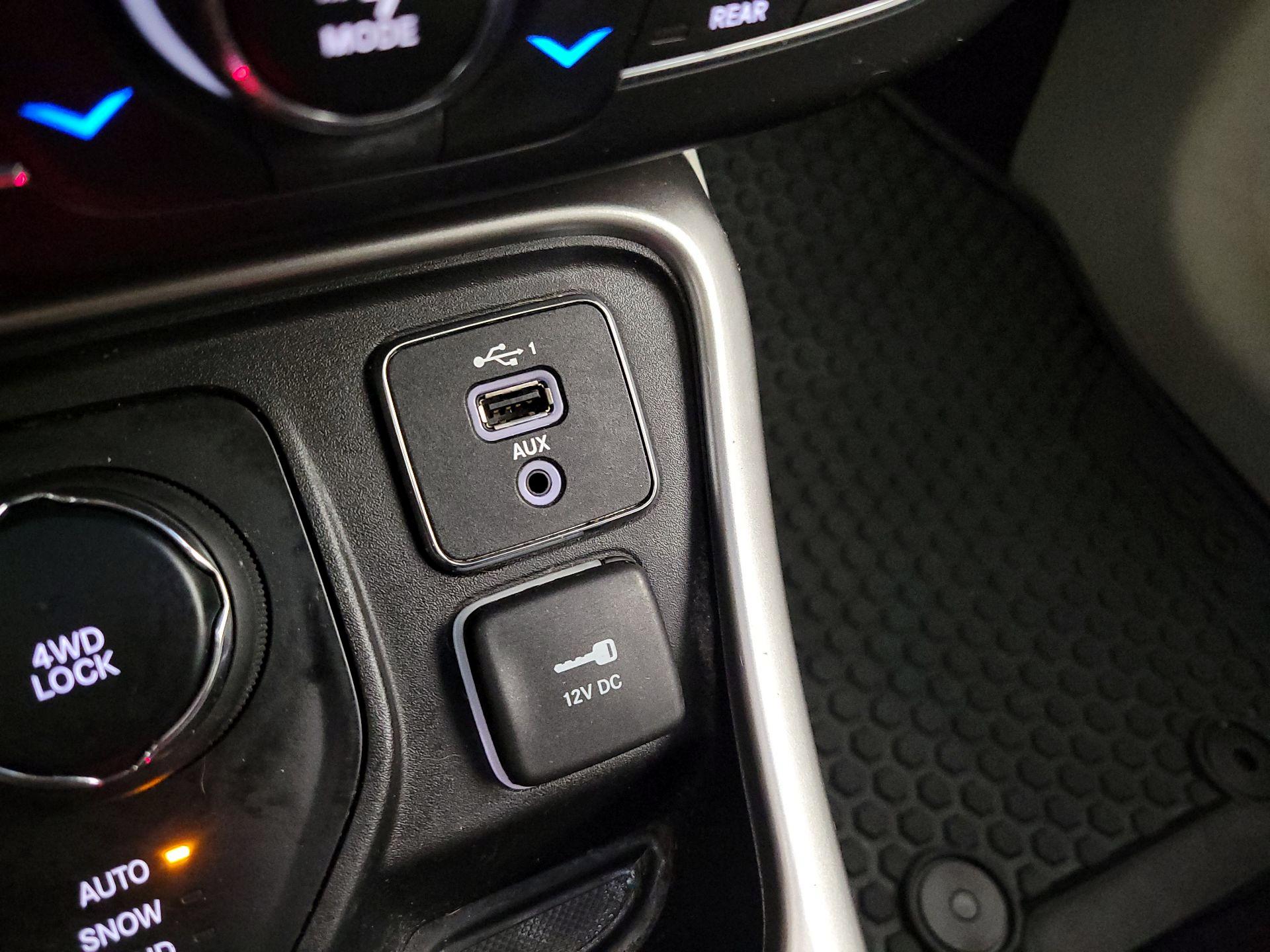 Thumbnail: 2019 Jeep Compass - 19