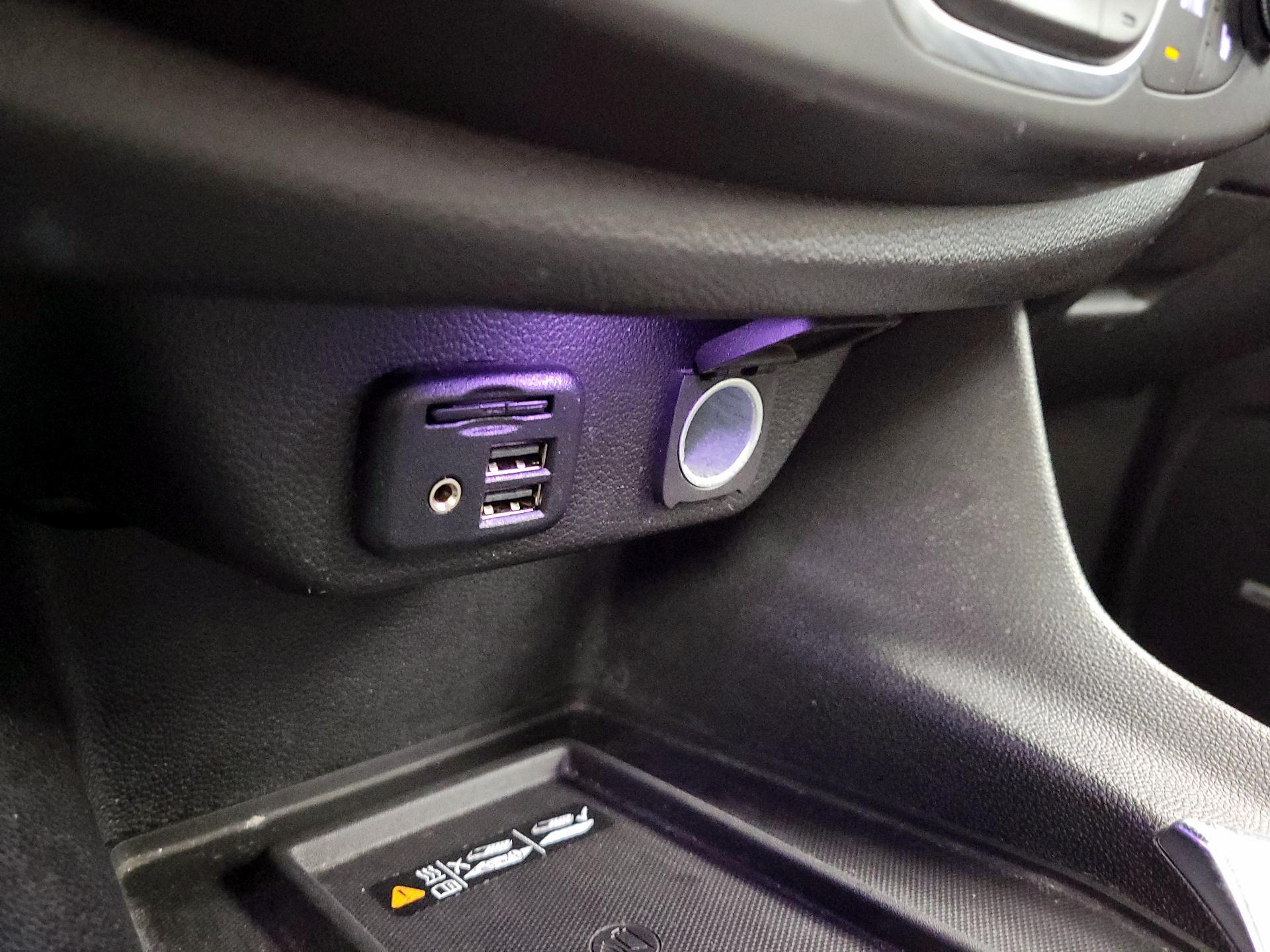 Thumbnail: 2020 Chevrolet Traverse - 19