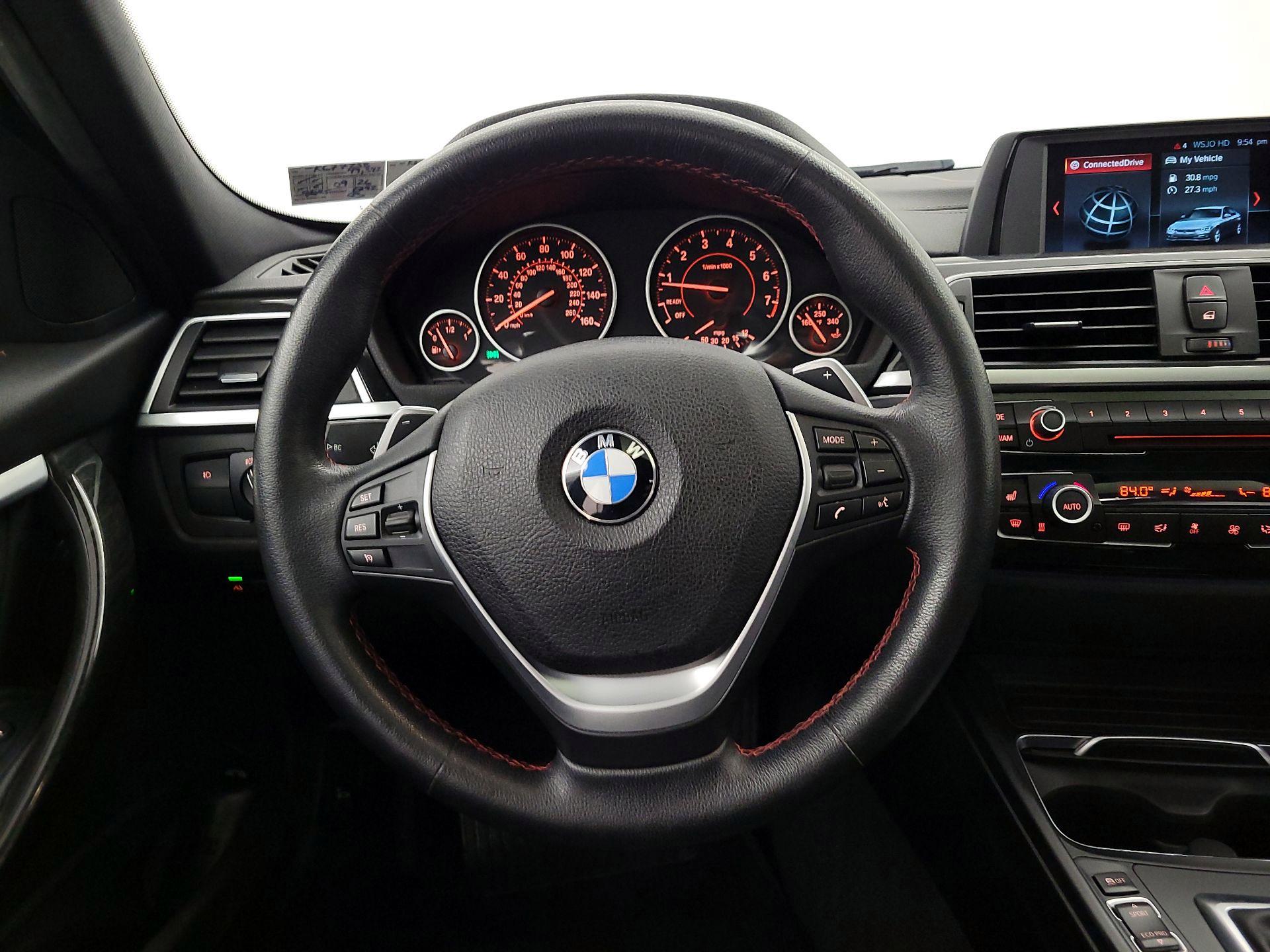 Thumbnail: 2018 BMW 3 Series - 10