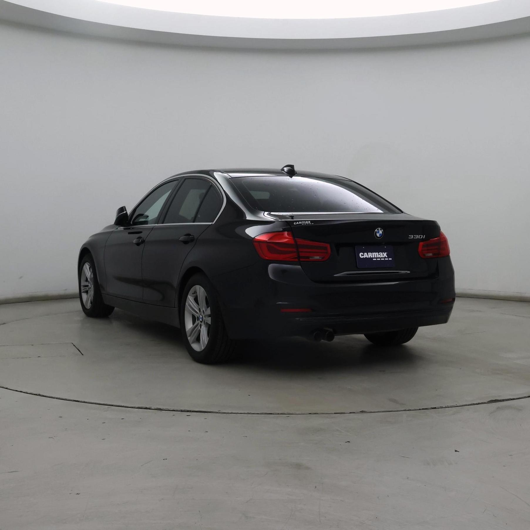 Thumbnail: 2018 BMW 3 Series - 2