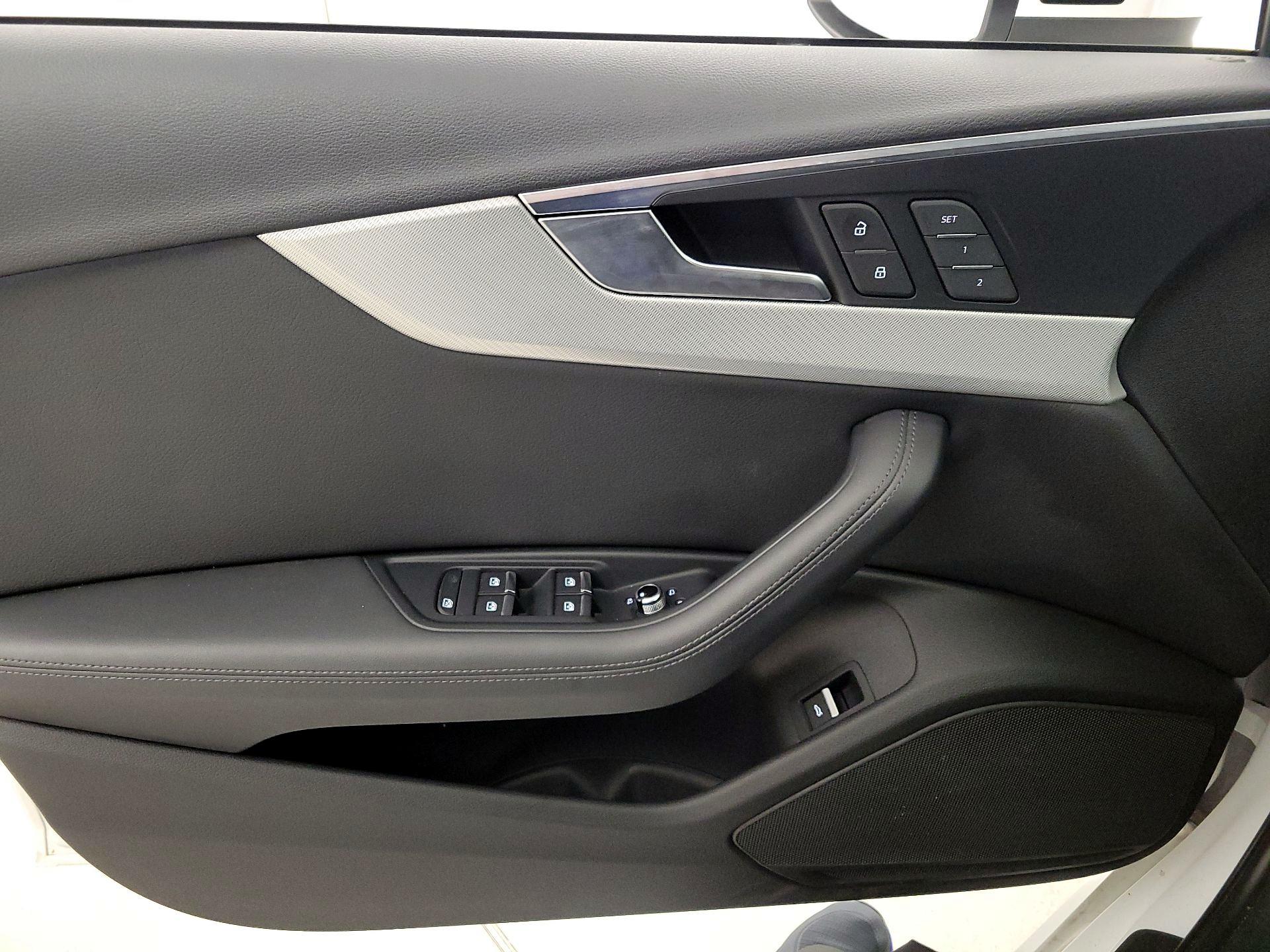 Thumbnail: 2019 Audi A4 - 12