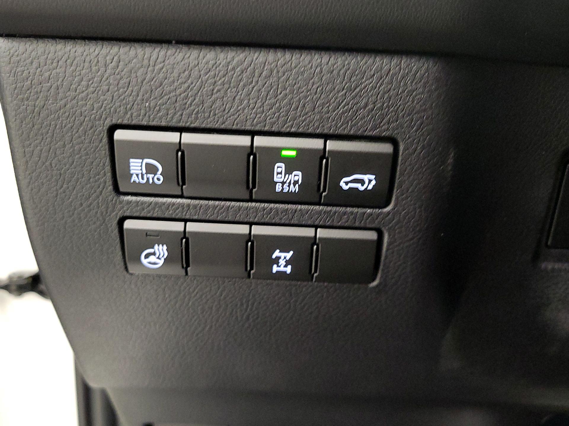 Thumbnail: 2018 Lexus NX - 13