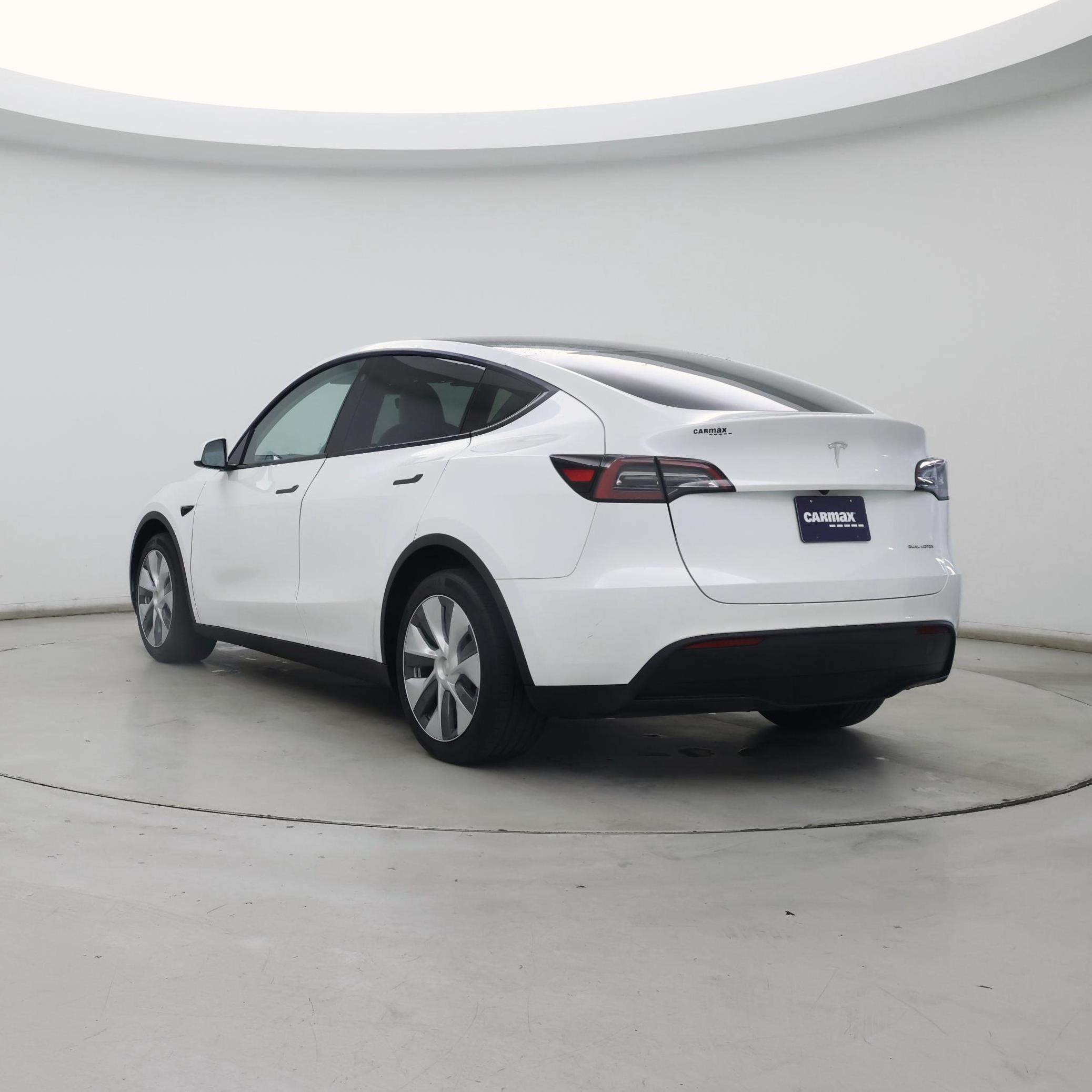 Thumbnail: 2023 Tesla Model Y - 2