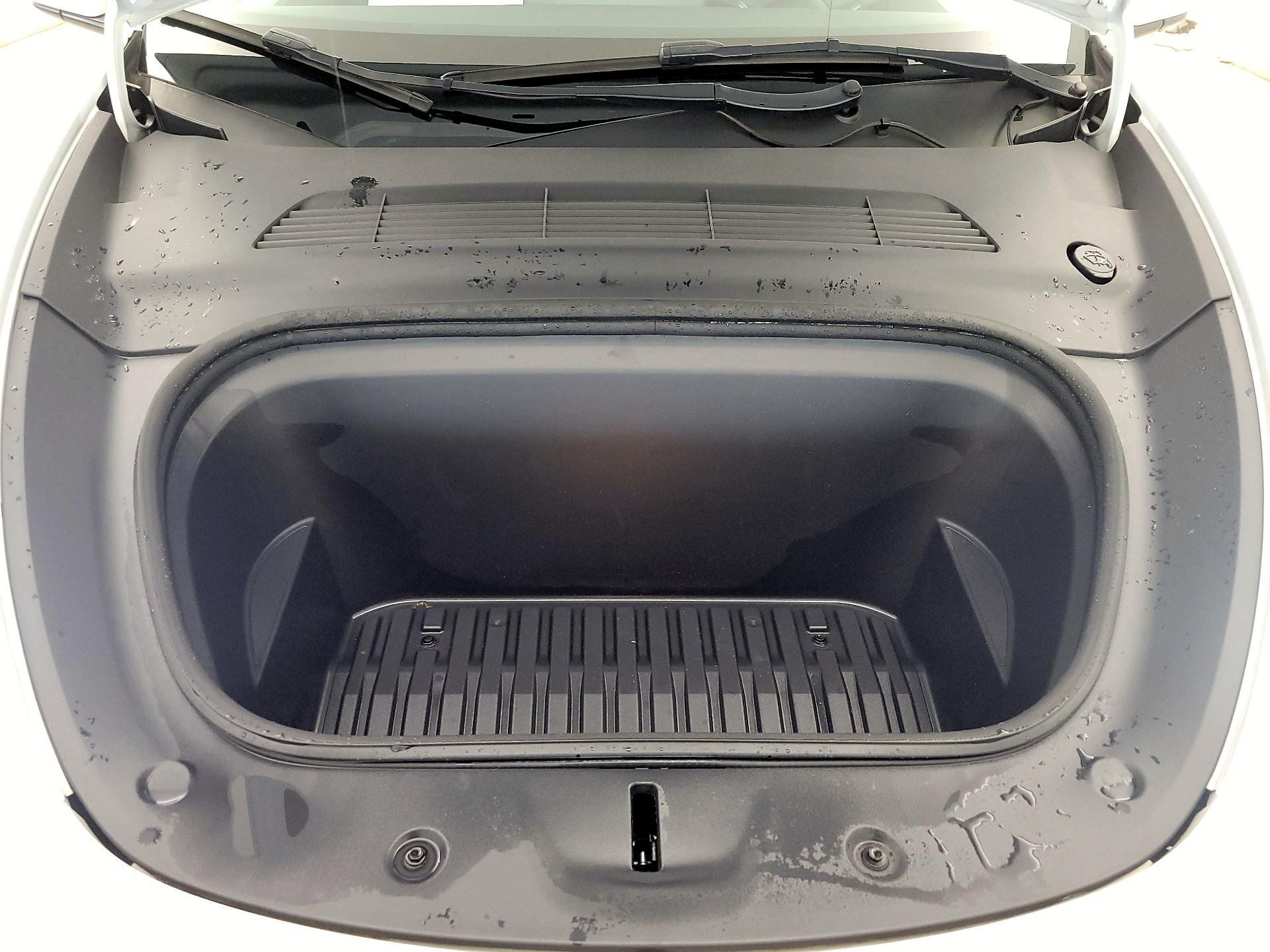 Thumbnail: 2023 Tesla Model Y - 20