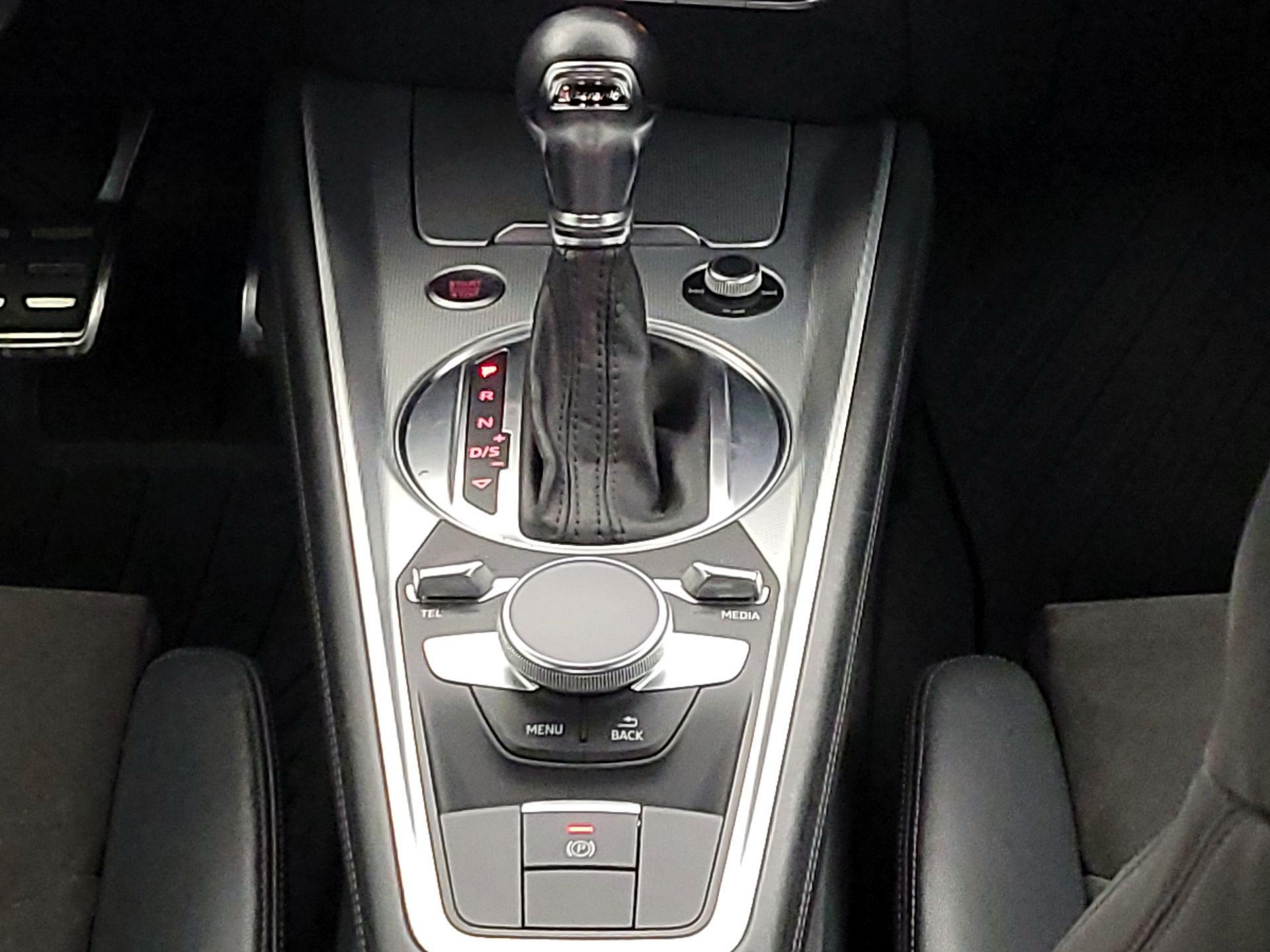 Thumbnail: 2017 Audi TT - 18