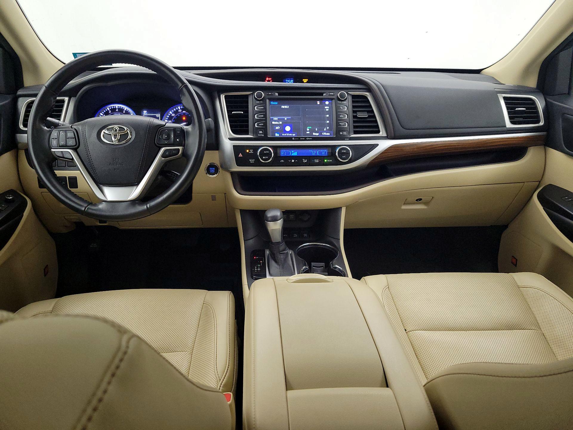 Thumbnail: 2018 Toyota Highlander - 9