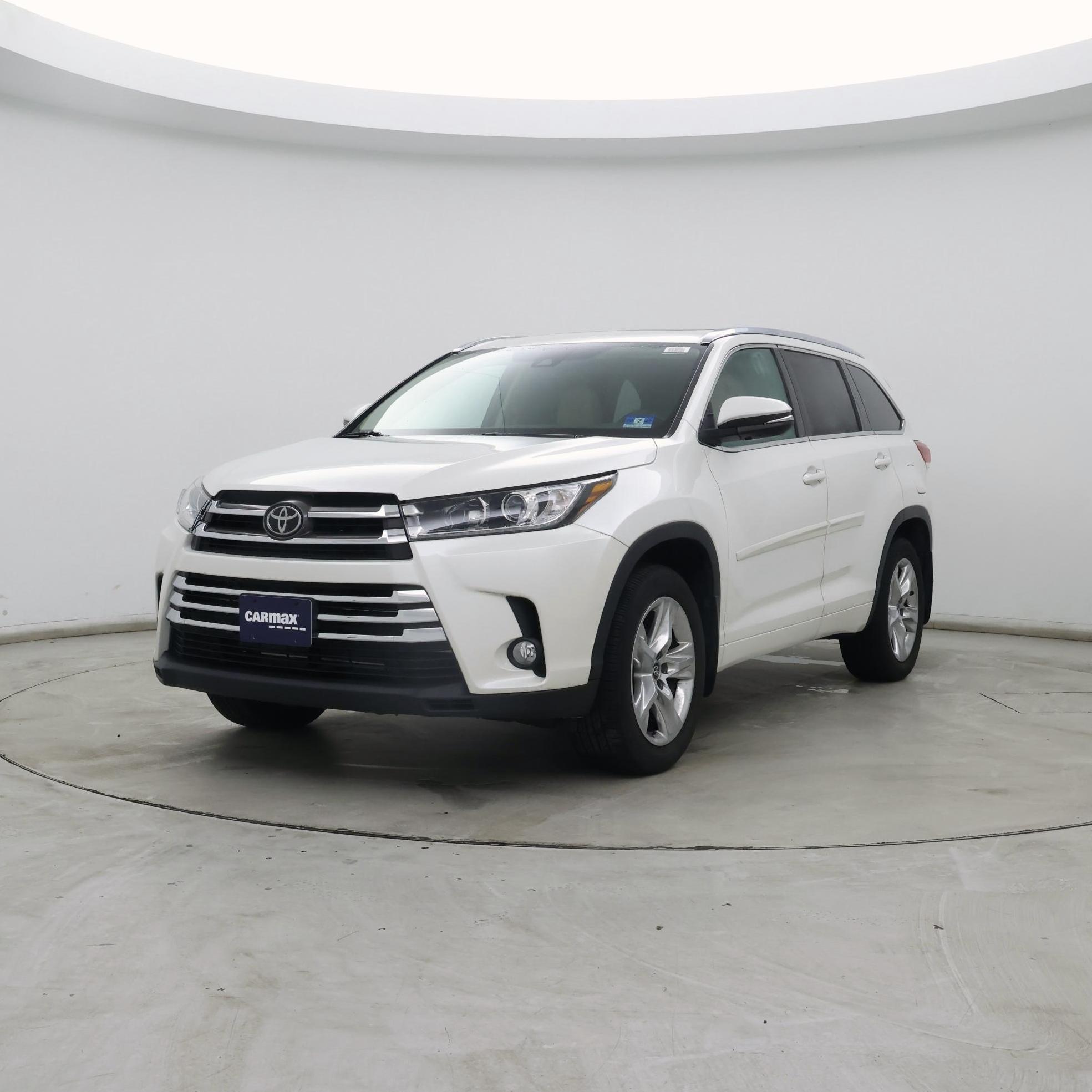 Thumbnail: 2018 Toyota Highlander - 4