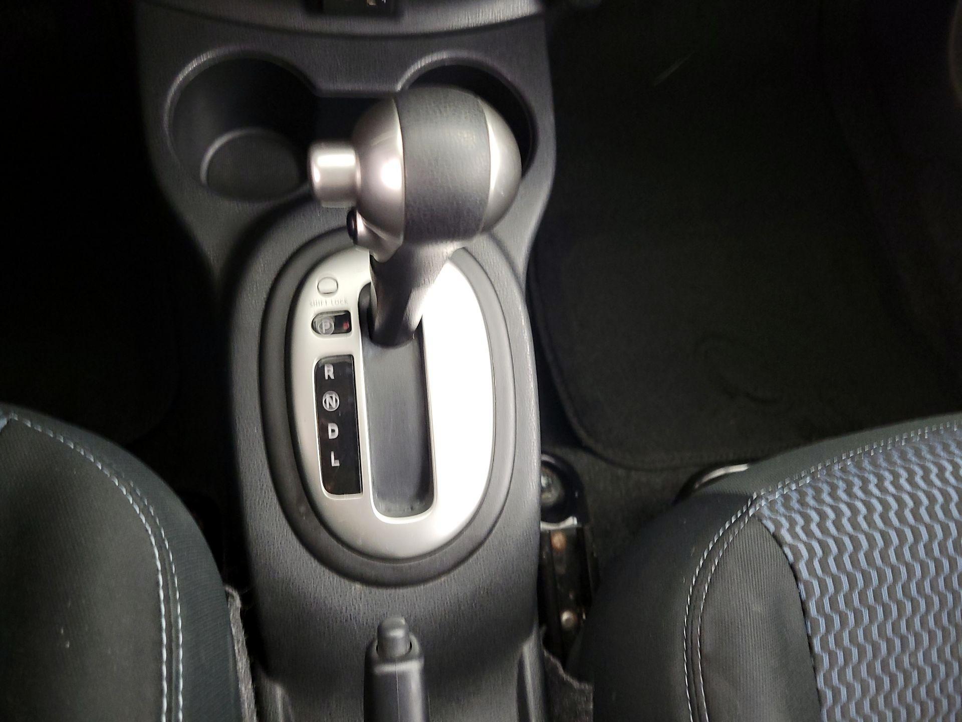 Thumbnail: 2017 Nissan Versa Note - 17