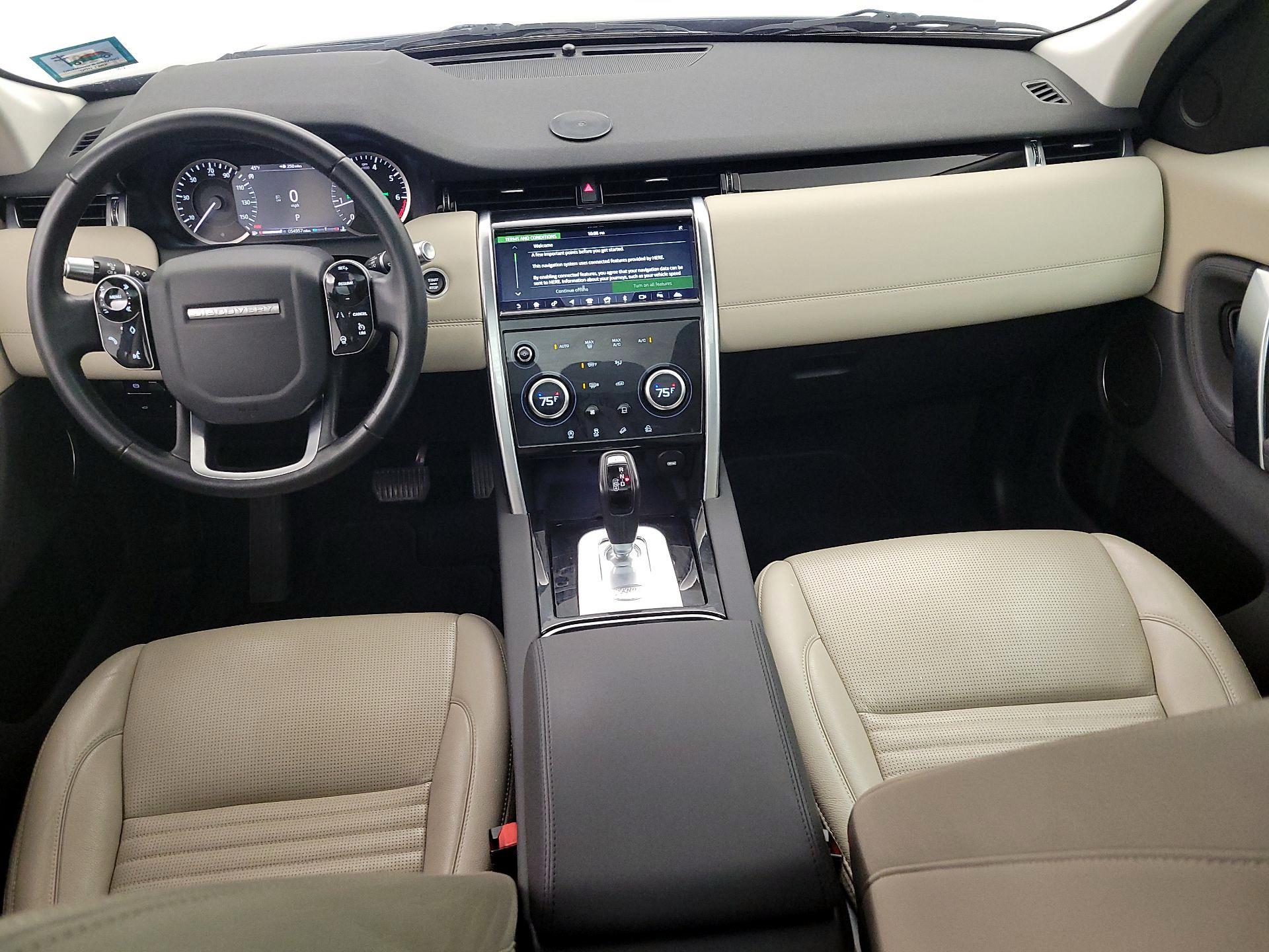 Thumbnail: 2020 Land Rover Discovery Sport - 9