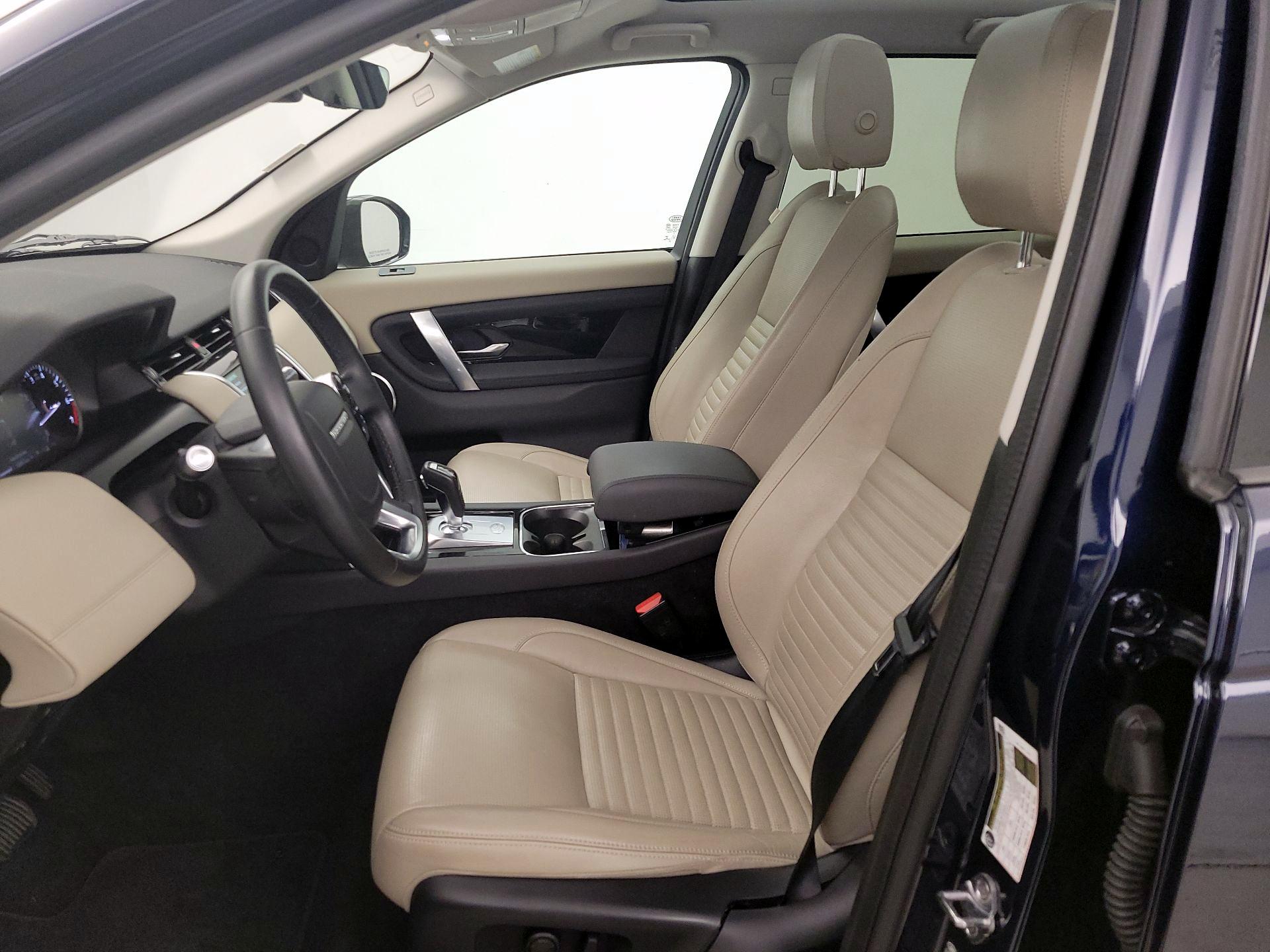 Thumbnail: 2020 Land Rover Discovery Sport - 11